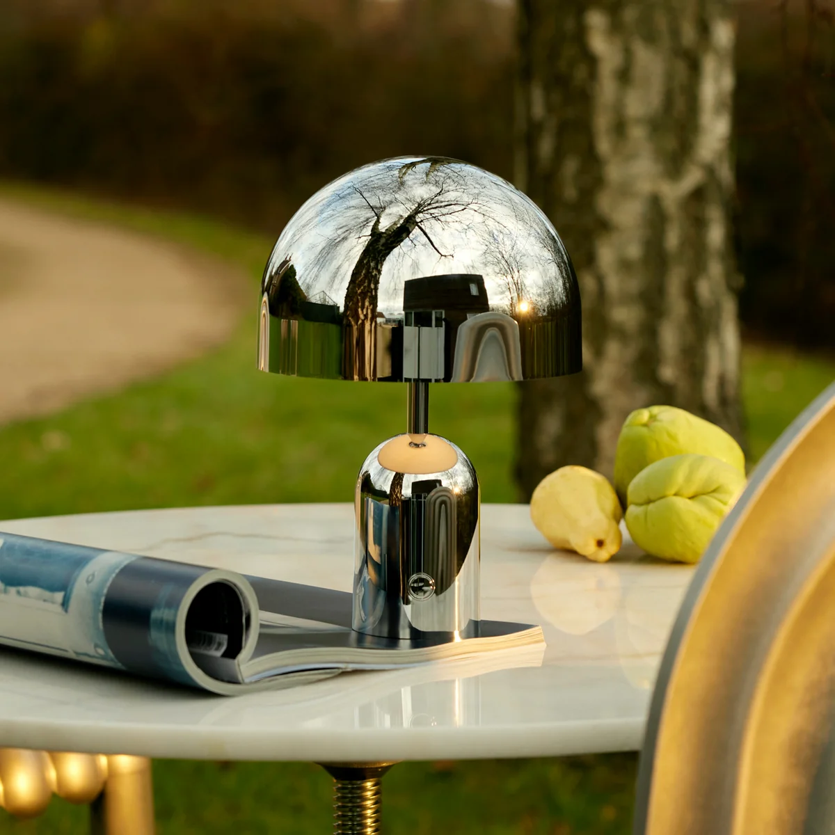 Tom Dixon - Bell LED Tischleuchte mit Akku