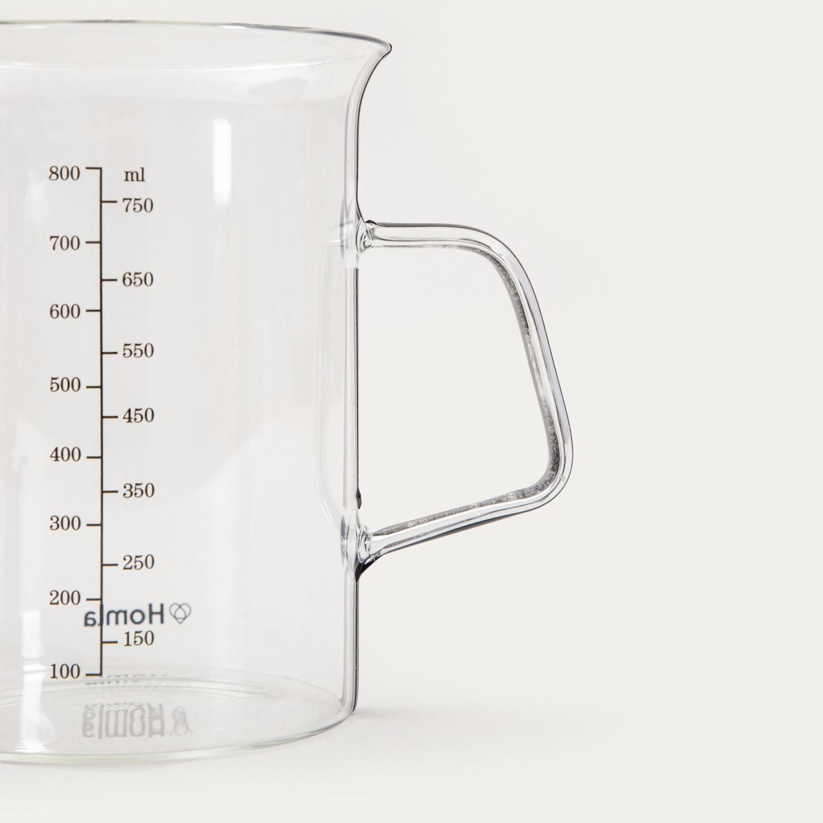 Miarka MAVIS szklana transparentna 0,8 l