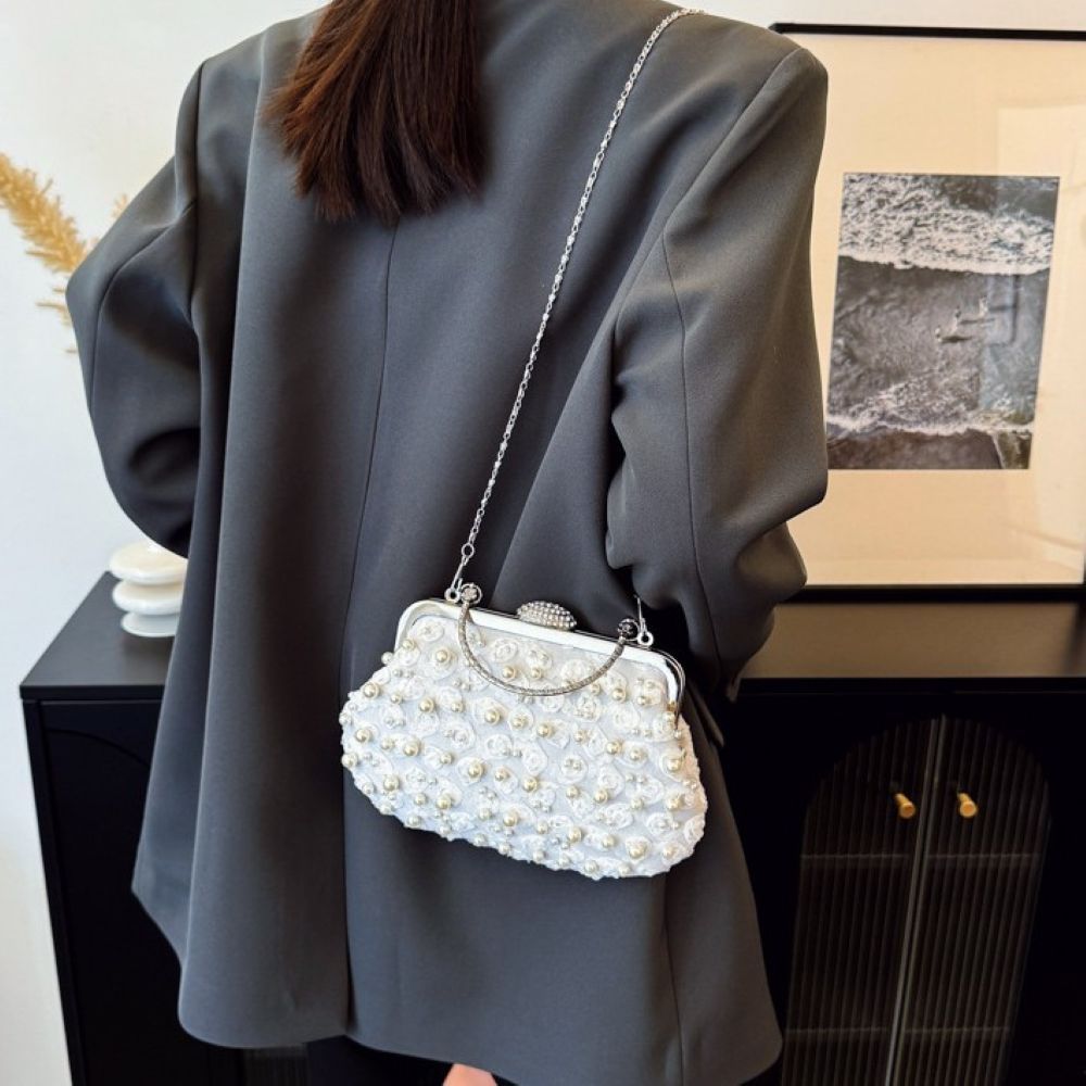 PEACH ACCESSORIES Vintage Style Pearls and Flowers Details Clutch Bag