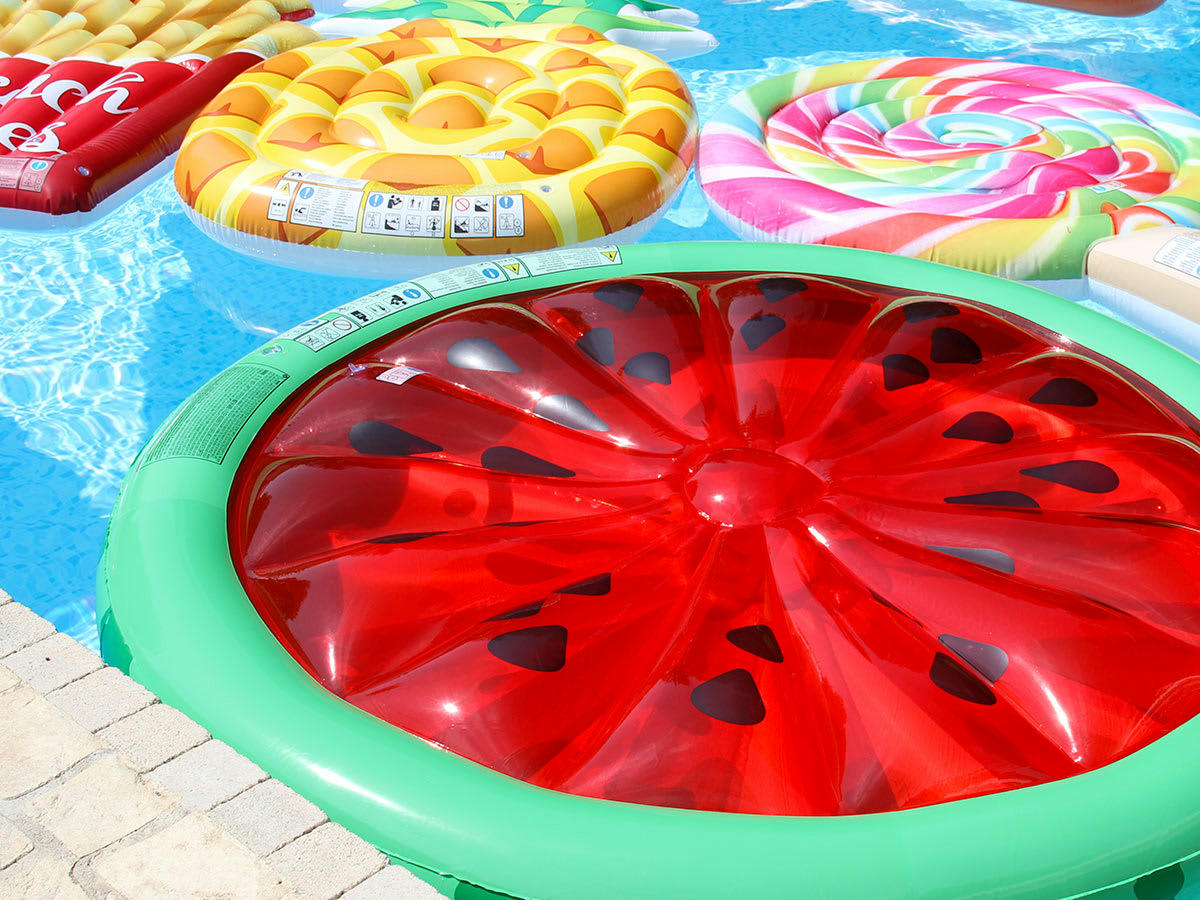 - Ile gonflable flottante 2 places pastèque en vinyle rouge