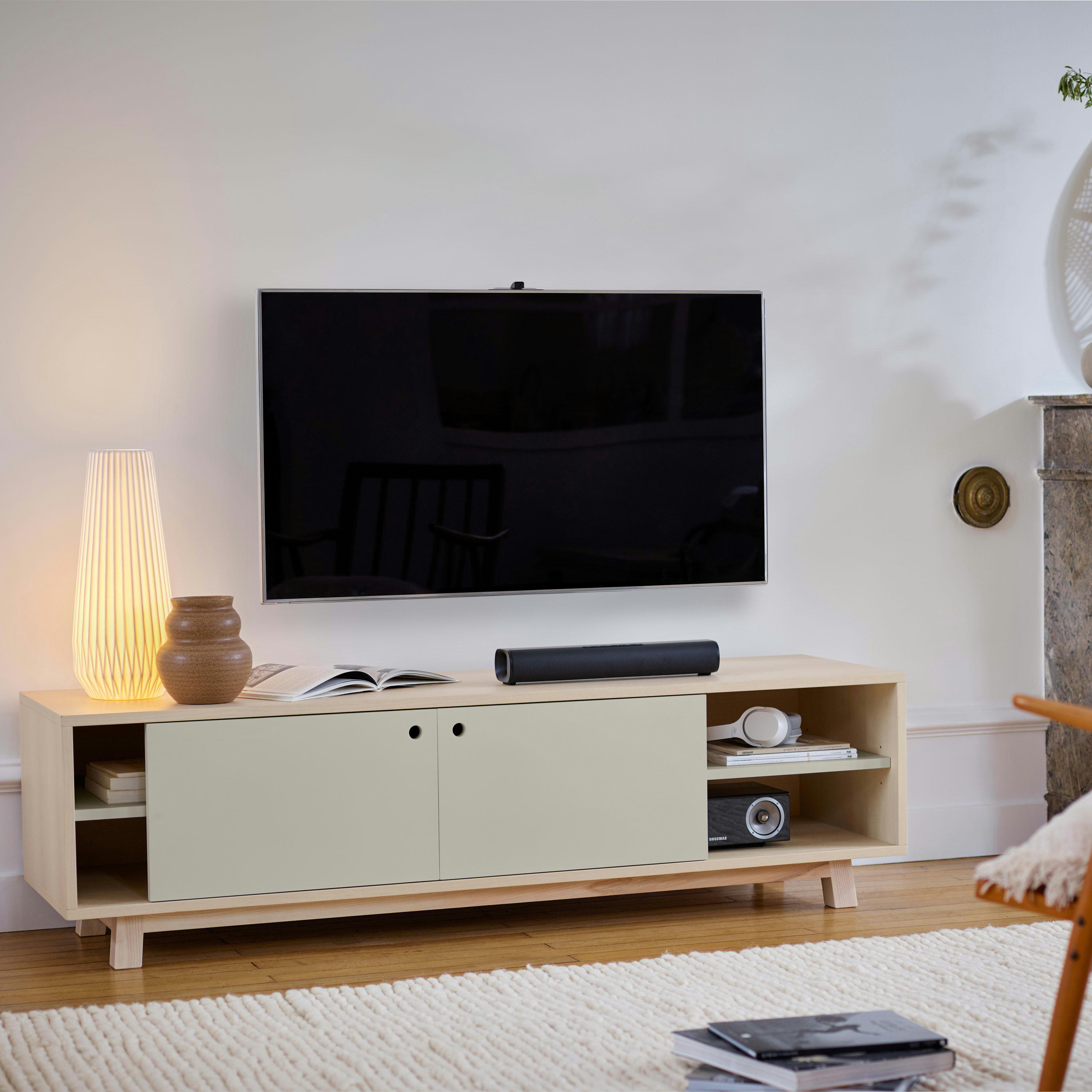 KUBE - Meuble TV 2 portes coulissantes 120 cm, en frêne