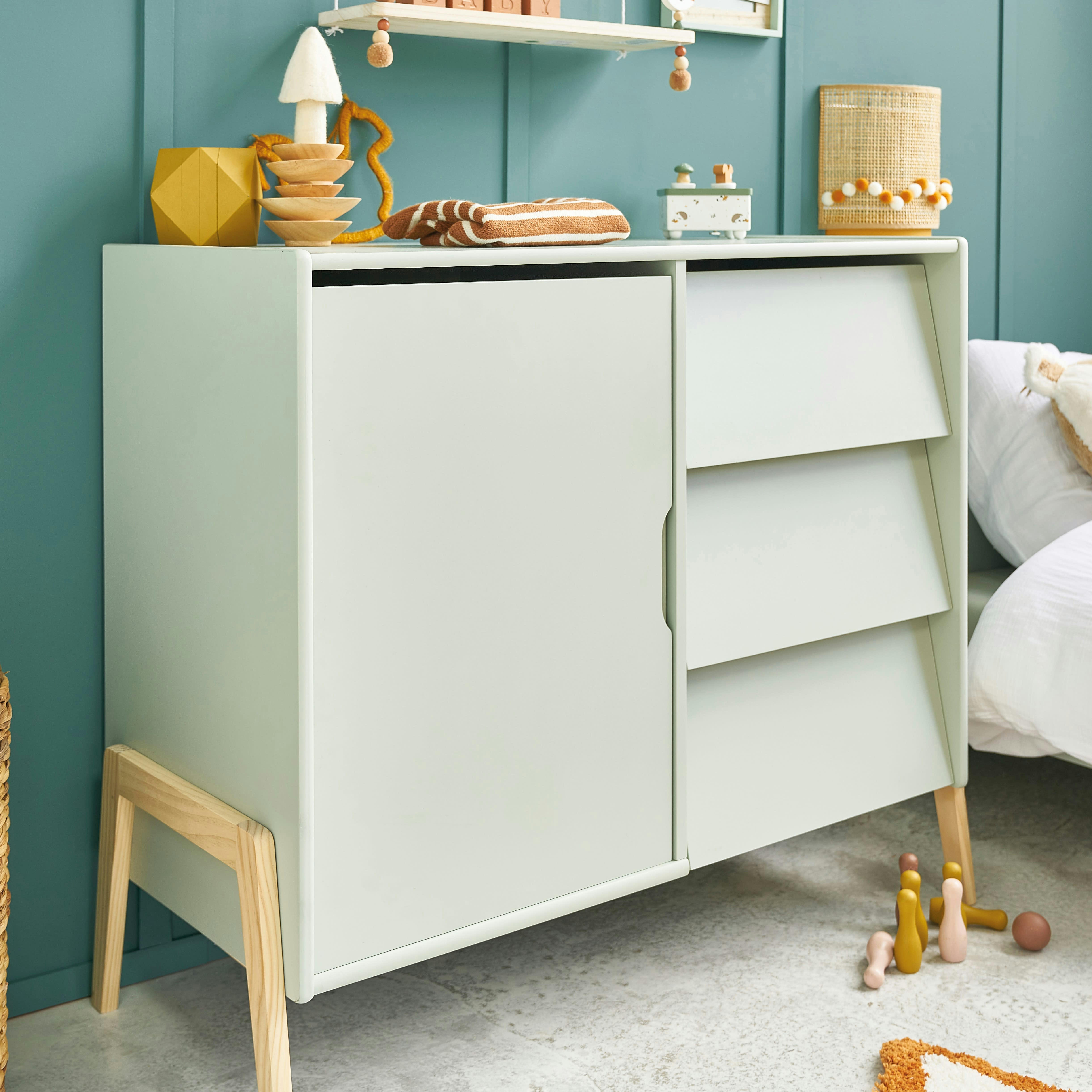 LOUNA - Applique en rotin et tissu jaune décoré de pompons écrus et jaunes