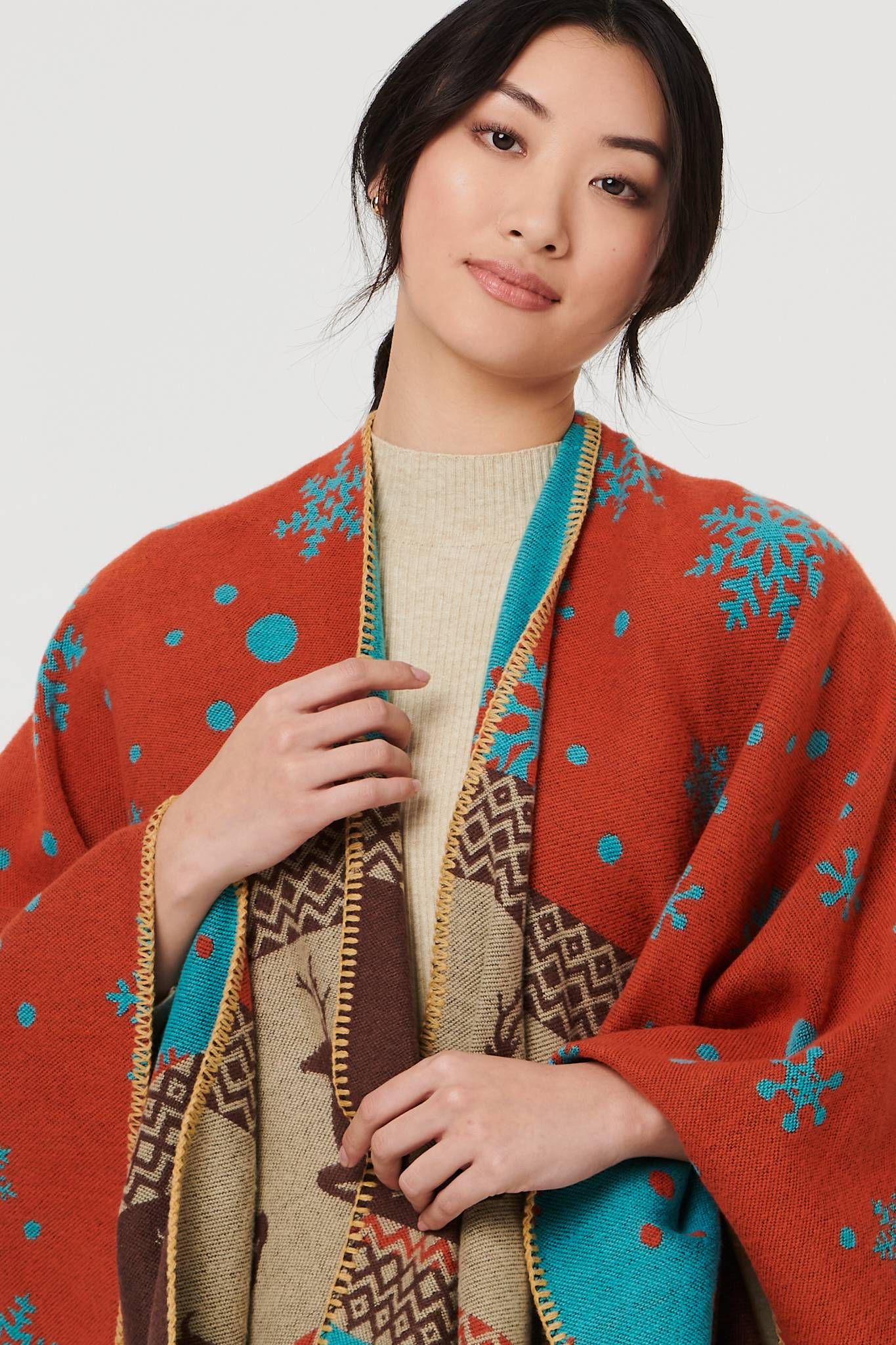 Izabel London Nordic Print Hanky Hem Poncho