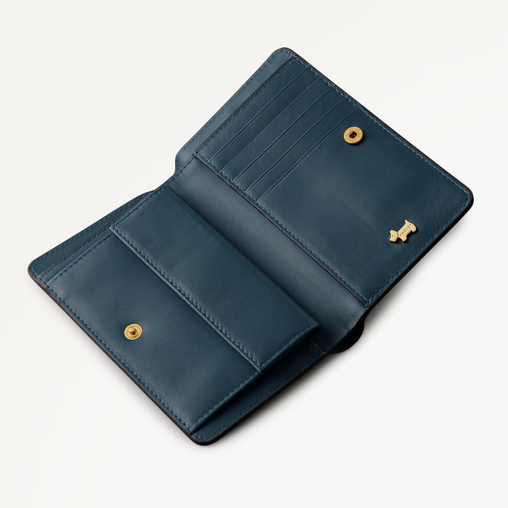 An Ice Day - Medium Bifold Purse