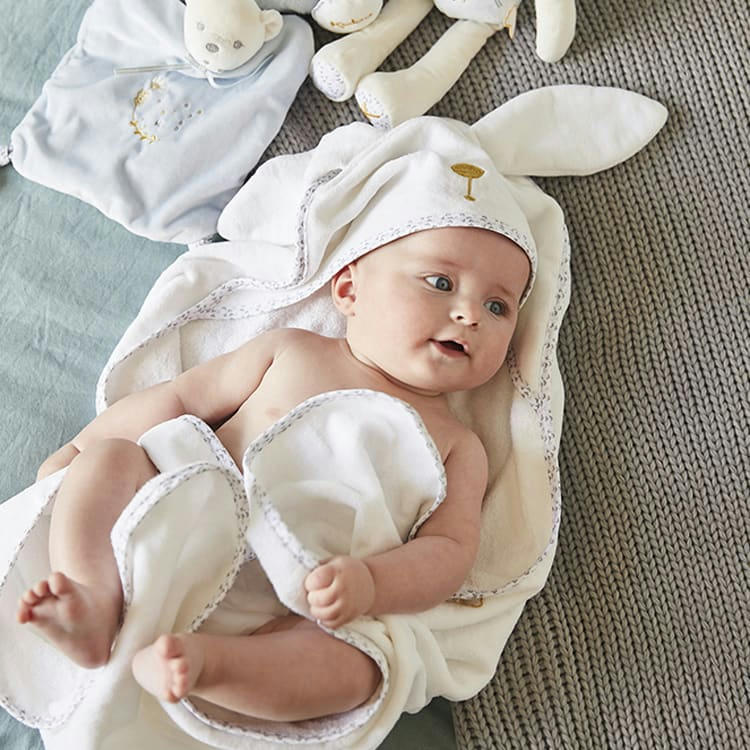 - Cape de bain lapin blanc 75x75 cm