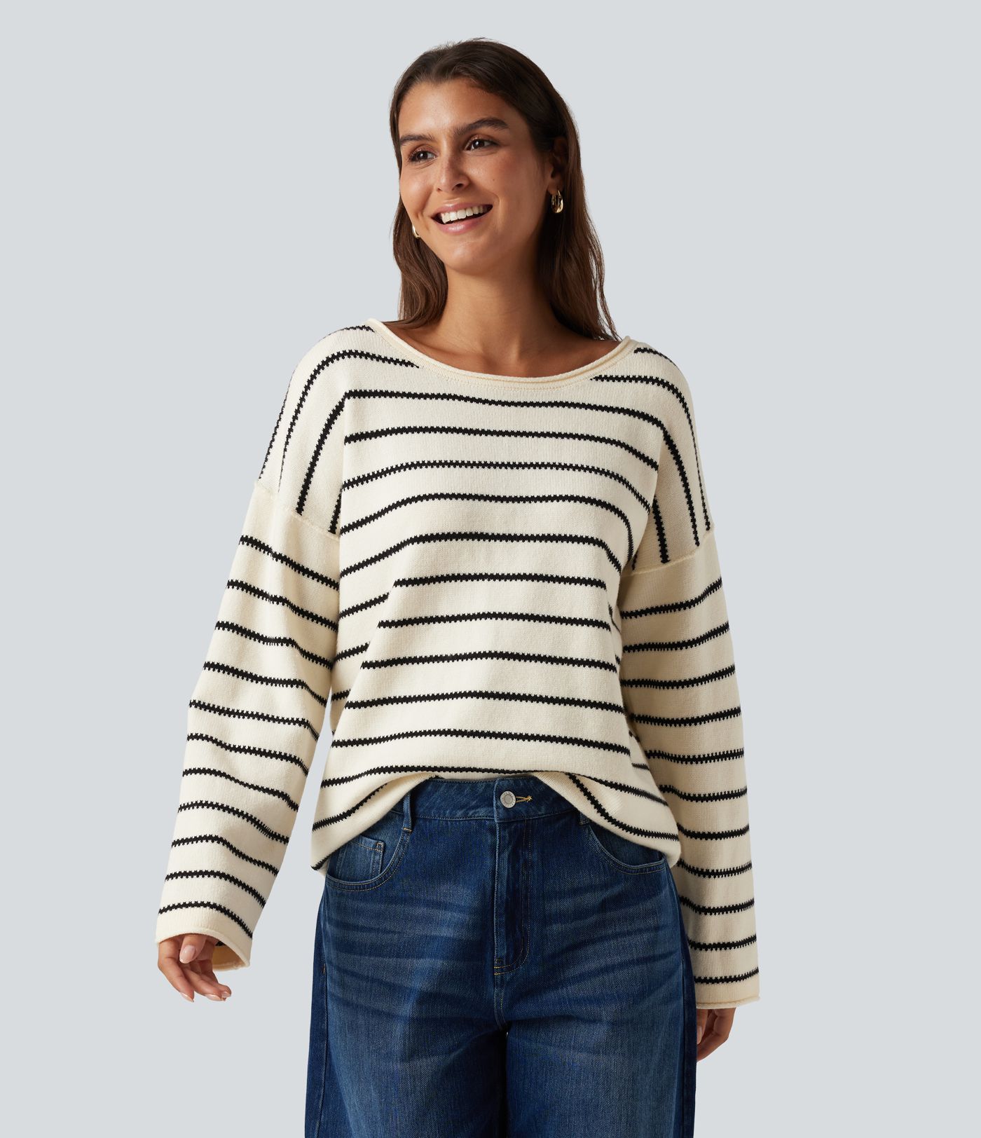 Pull oversize rayé à encolure bateau, manches longues et bord roulotté