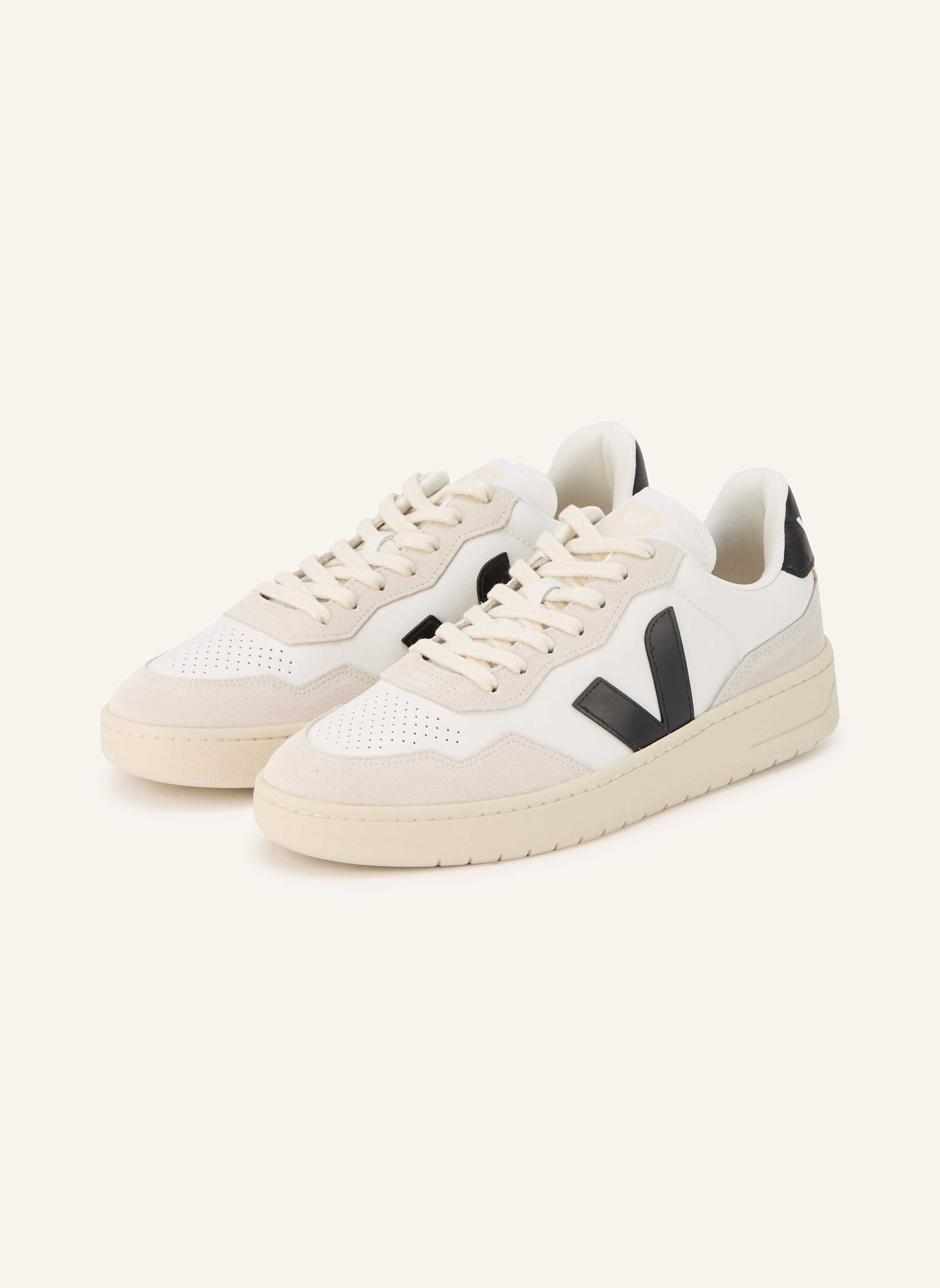VEJA Sneaker V-10