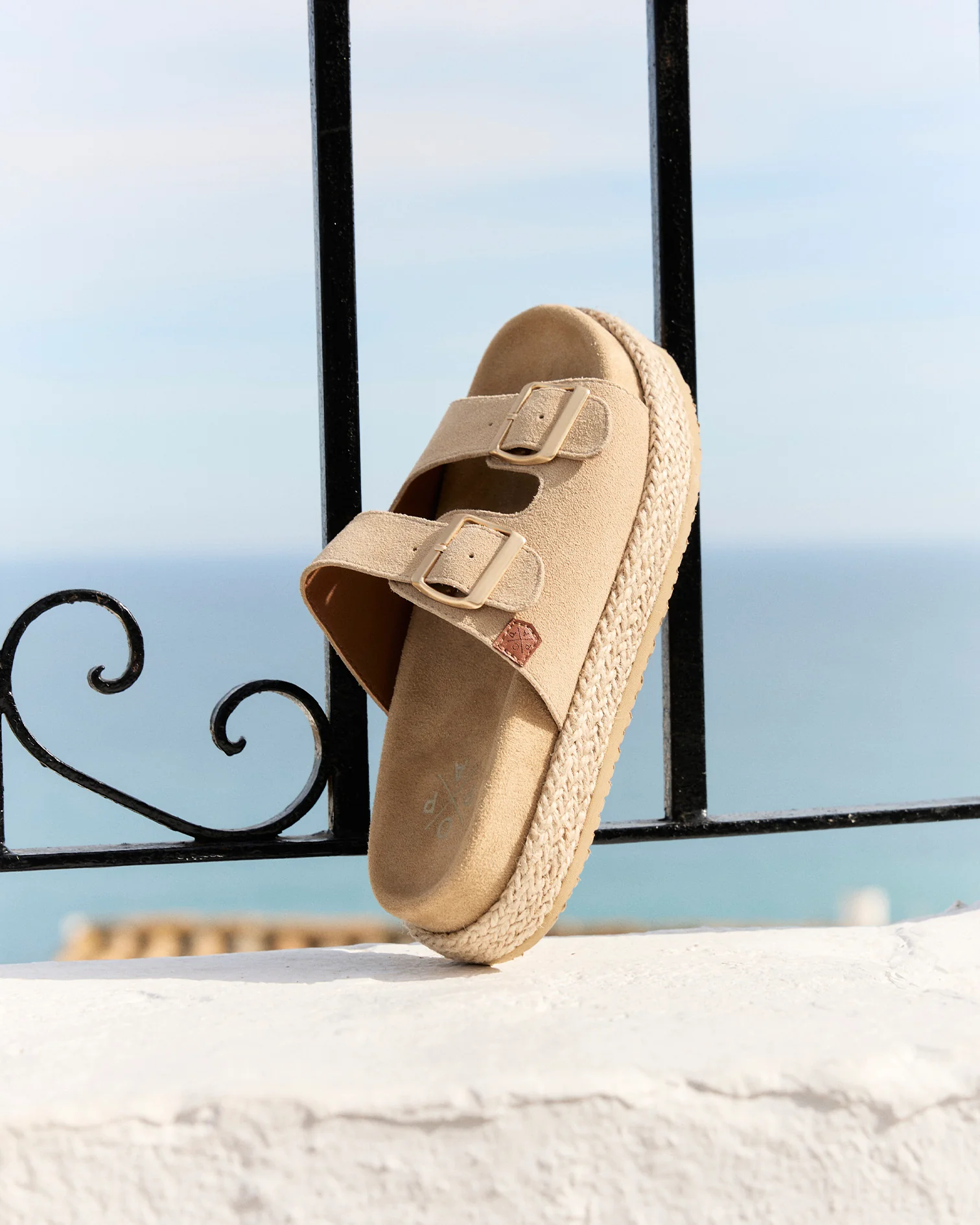 Sandalia Xago Serraje Beige