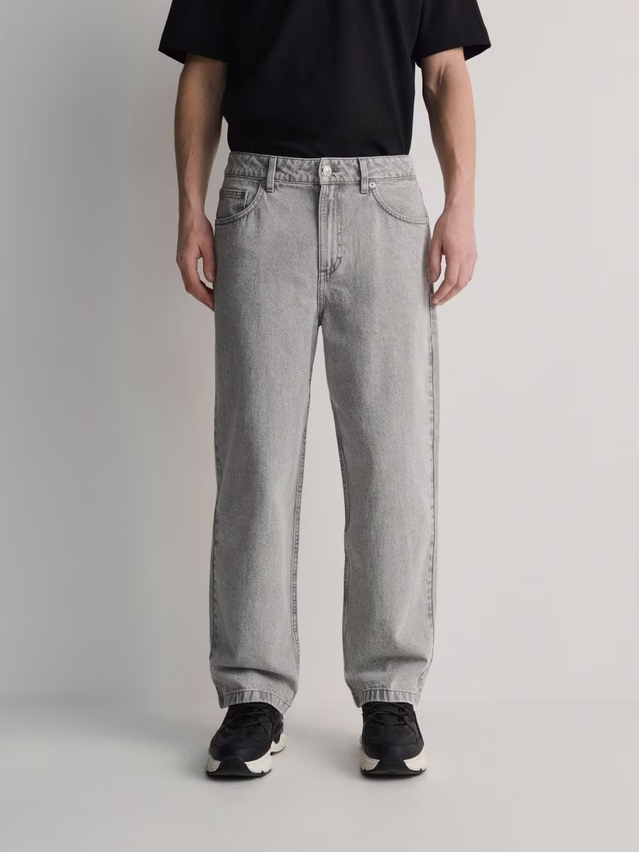 Loose Jeans With Wash Effect
