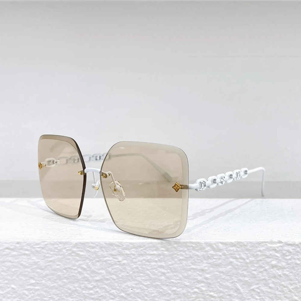 Louis Vuitton LV Square Irregular Sunglasses