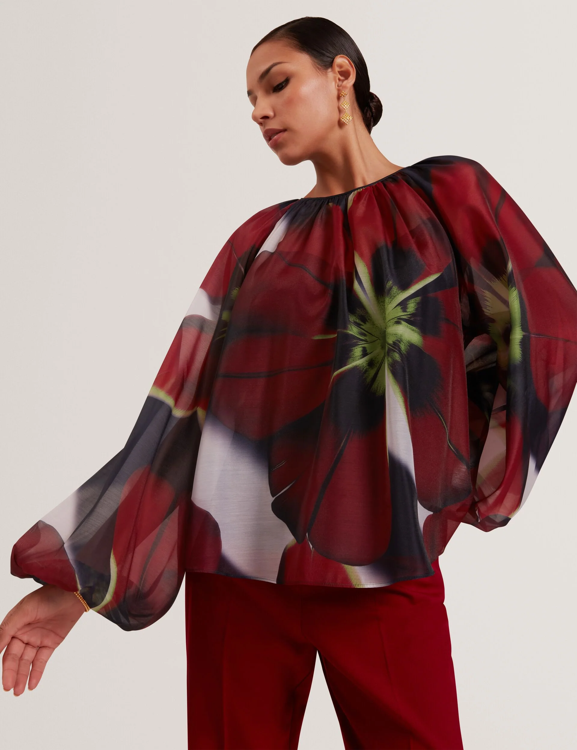 ELAIA | NAVY
