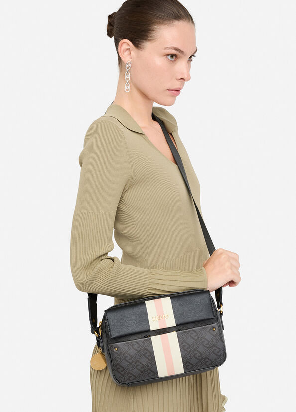 Borsa a tracolla media con charm