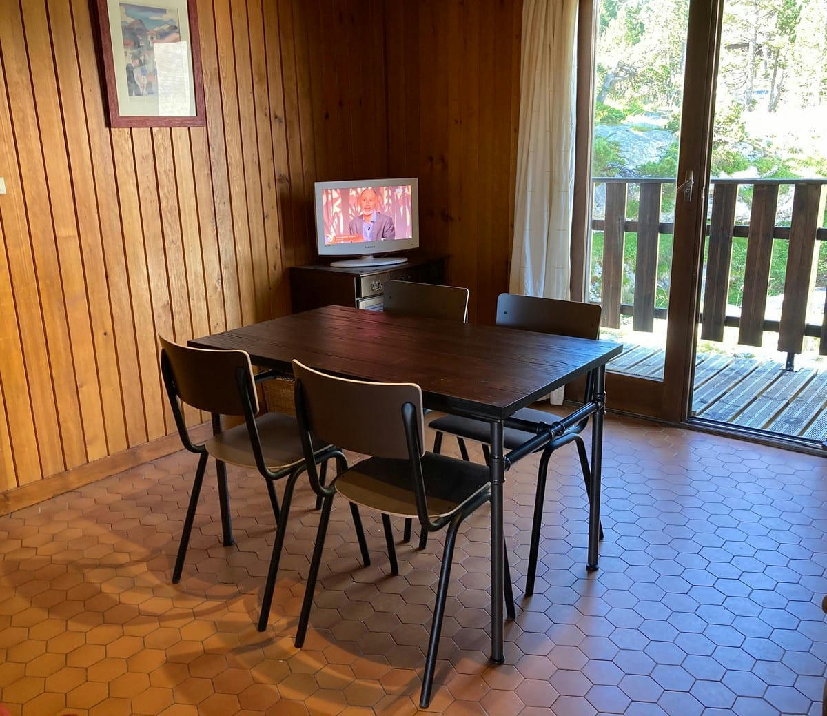 TUBES - Table de repas bois et acier