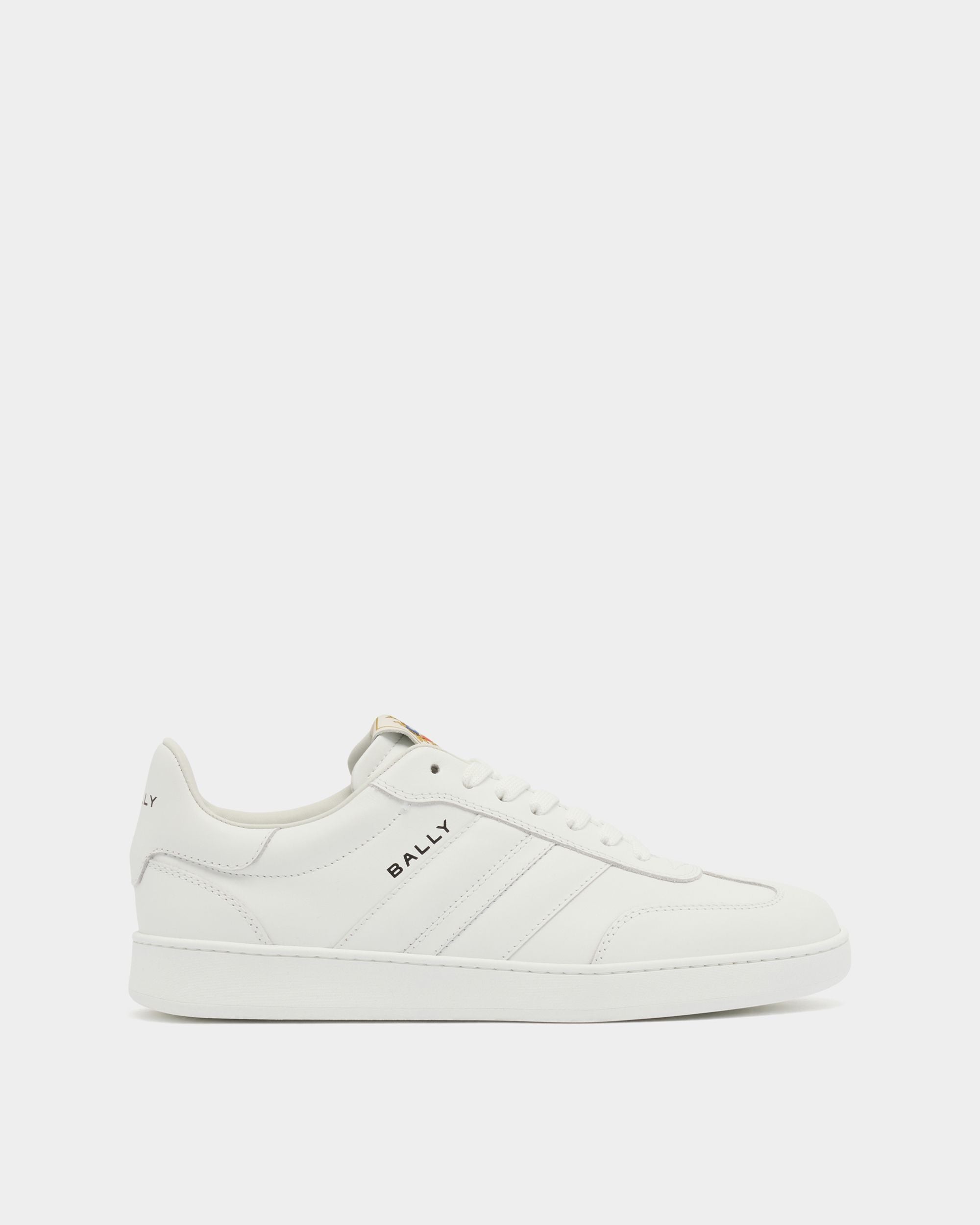 Retro Crest Sneaker Aus Leder In Weiß