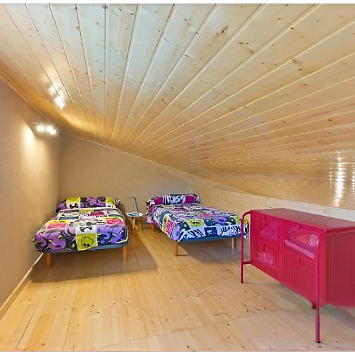 Lot de 10 unités (2,28 m²) de bardage en sapin verni à rainure et languette, 9 x 95 x 2400 mm