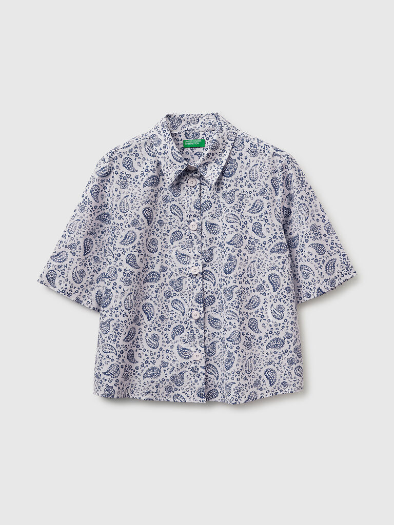 Short sleeve patterned shirt