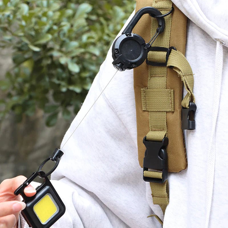 Father's Day Hot Sale - Outdoor Automatic Retractable Wire Rope Luya Anti-theft Tactical Keychain