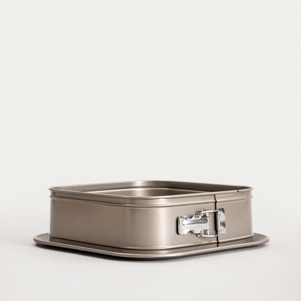 Forma FEBE kwadratowa z wyjmowanym dnem złota 24x24x8 cm