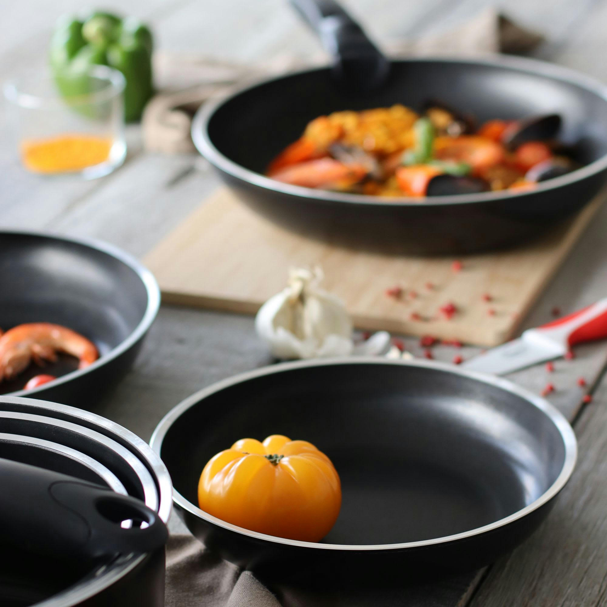 MARIE - Batterie de cuisine 3 pièces en aluminium - compatible induction