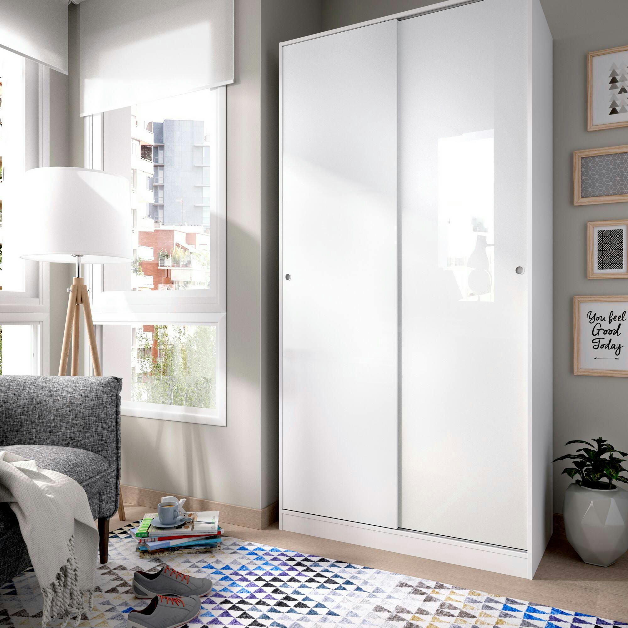 DFURLA - Garde-robe effet bois blanc