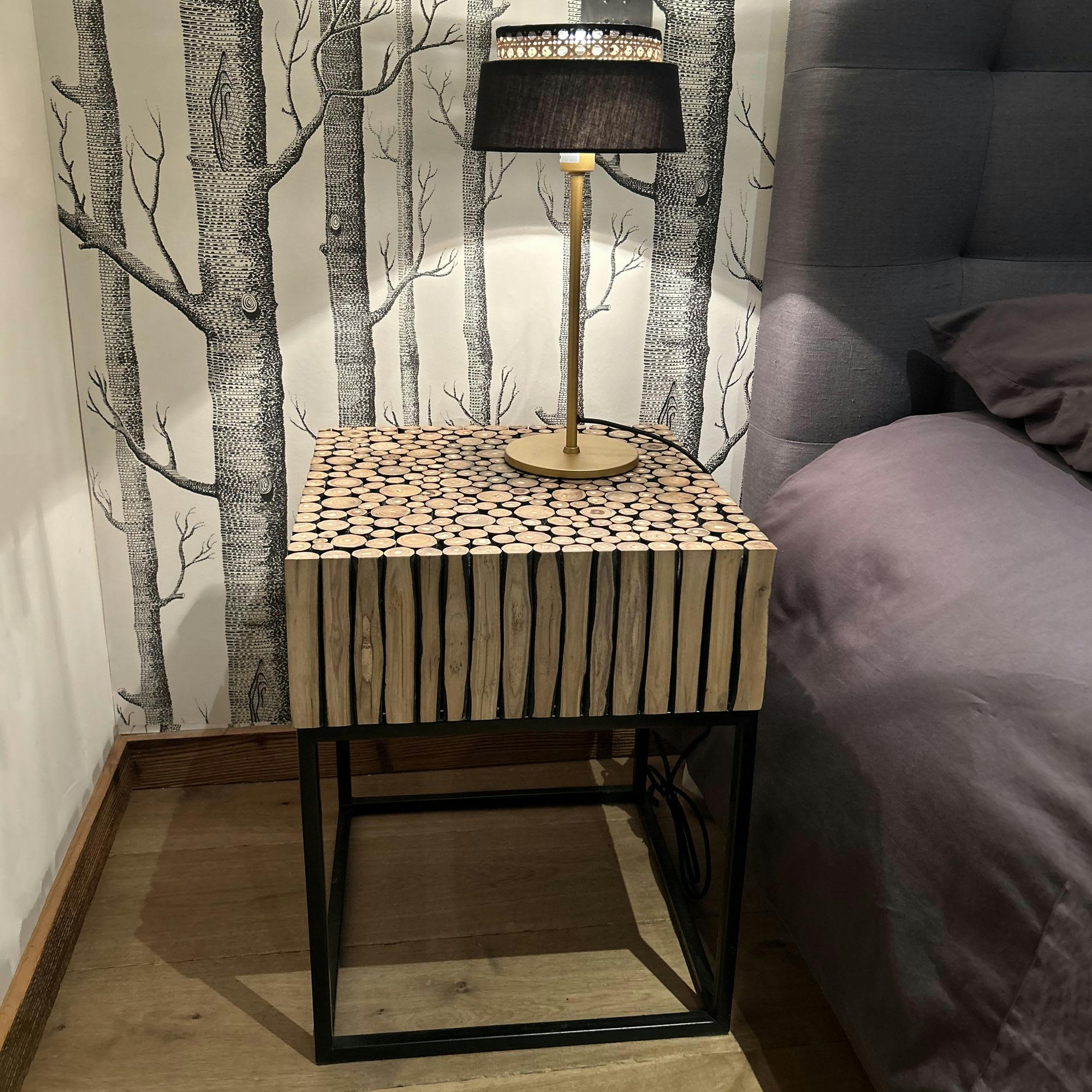 TAHAA - Meuble d'appoint en métal et branche de teck