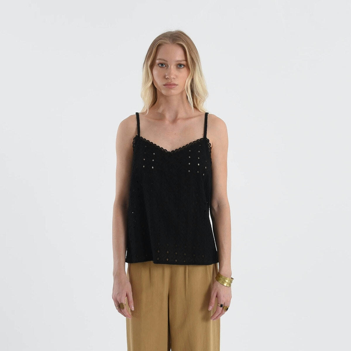 Top crochet, fines bretelles