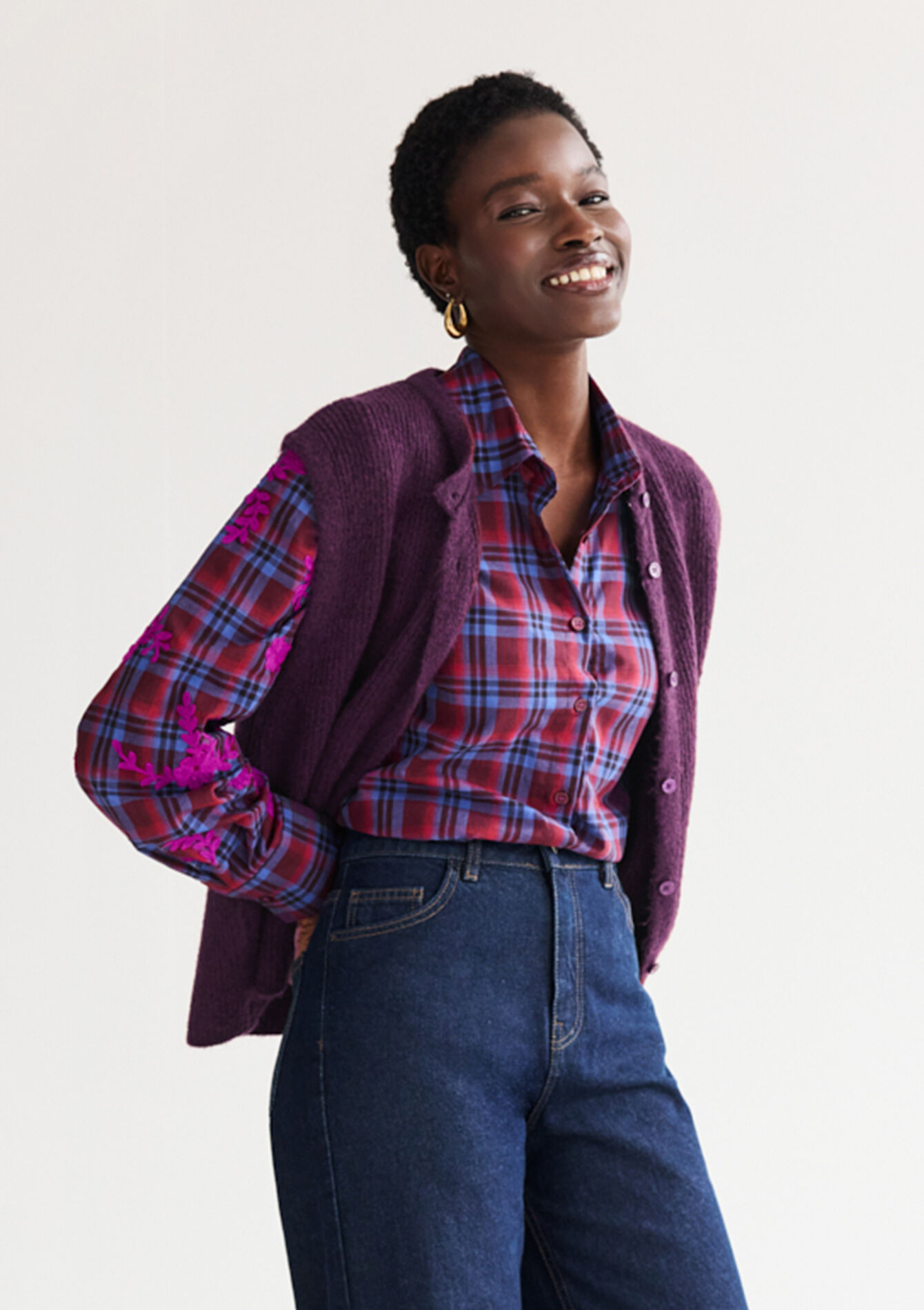 Geruite blouse met borduurwerk