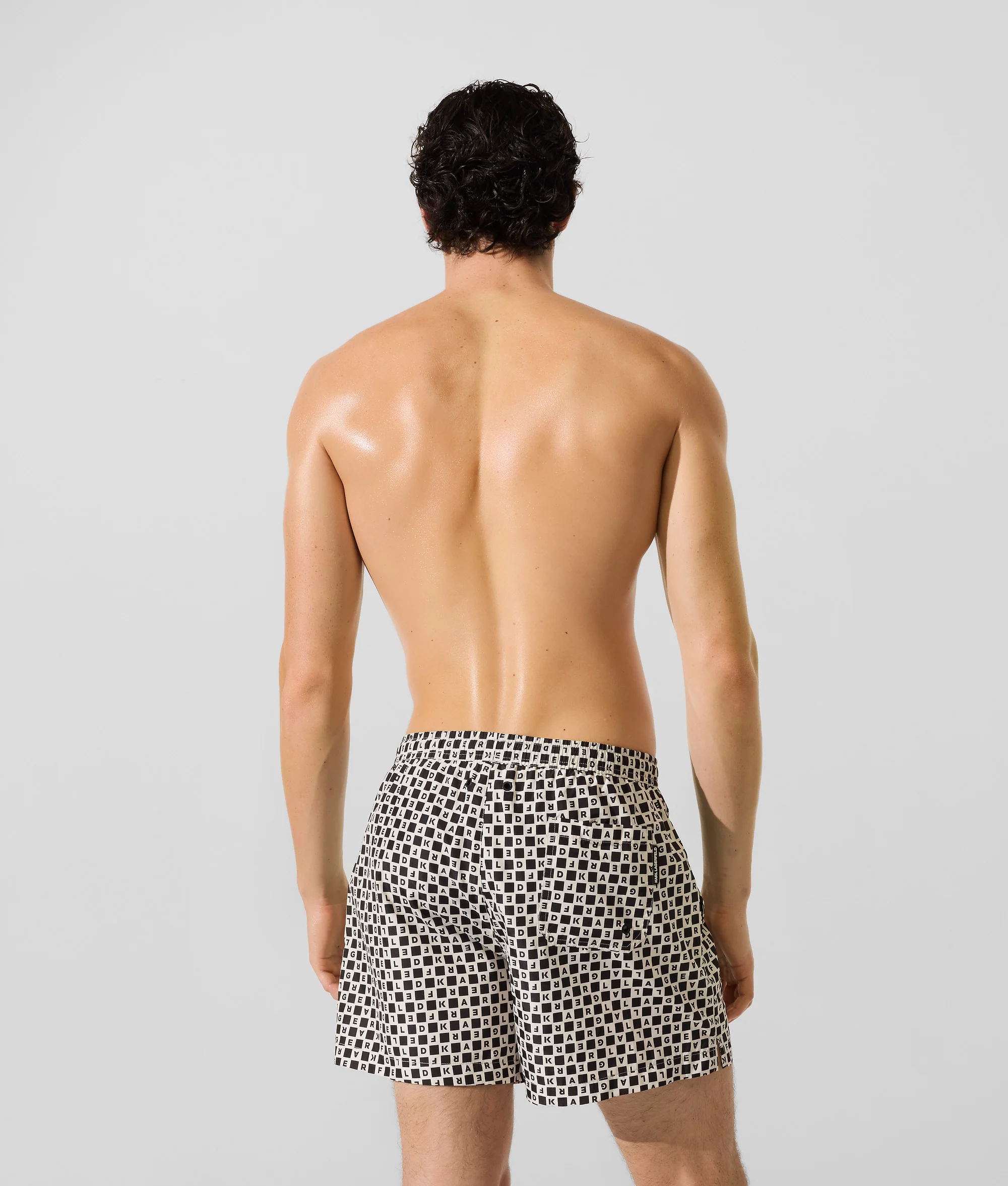 Short de bain à damier