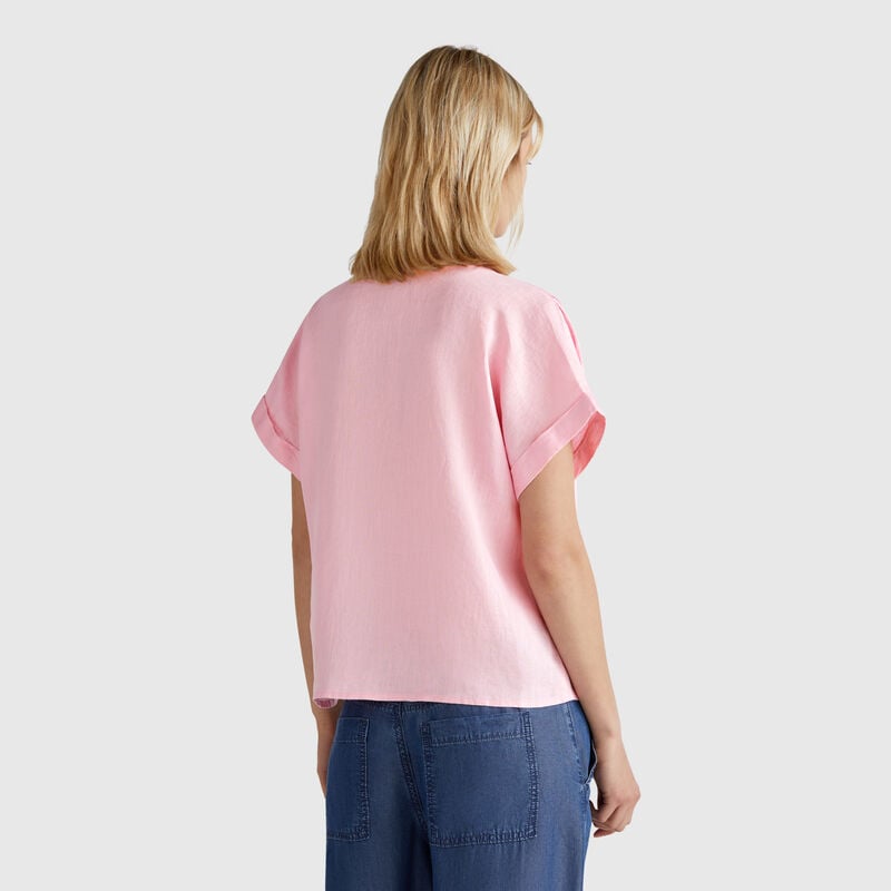 Blouse in pure linen
