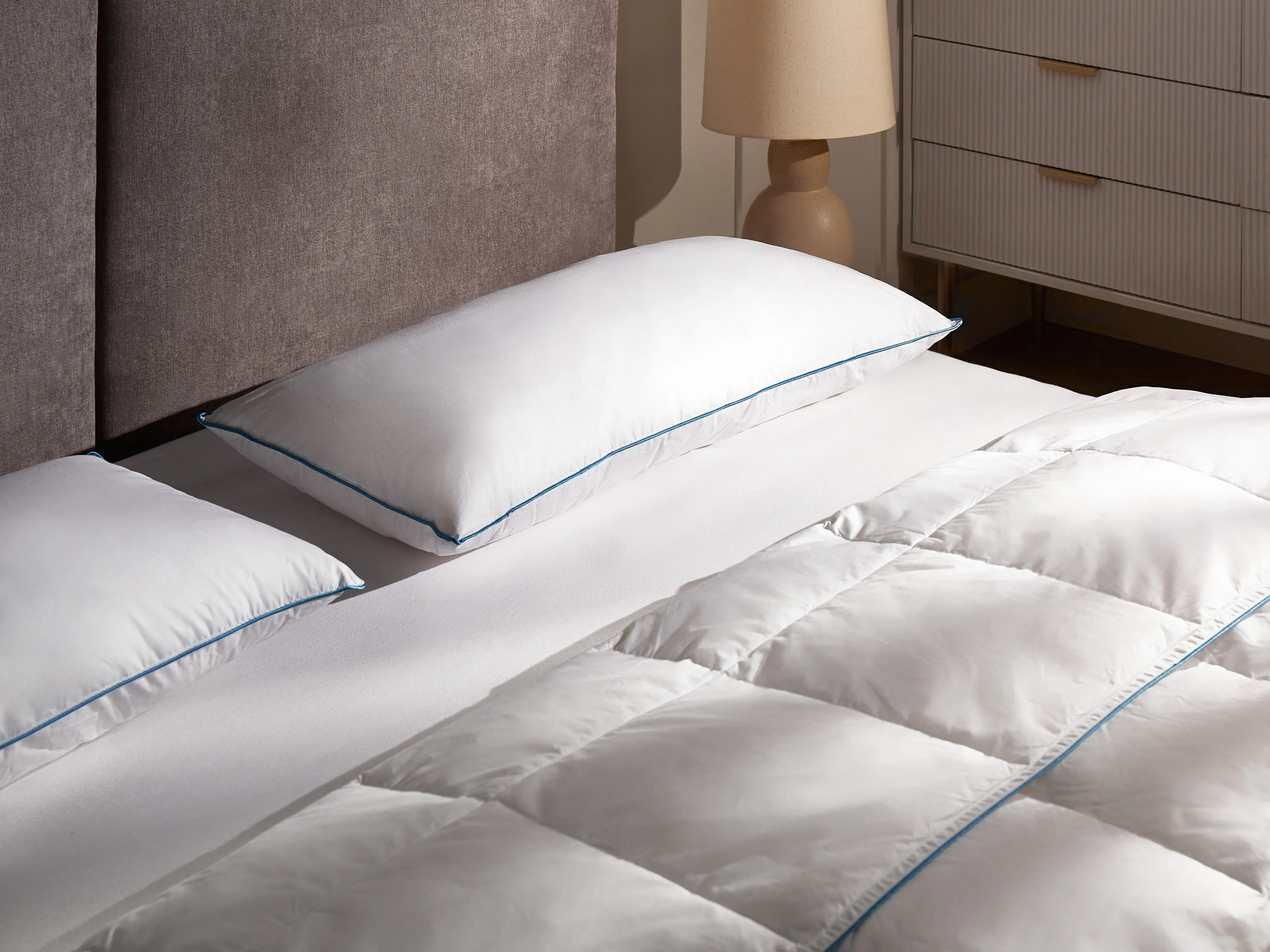Bed Pillow ANETO High Duck Feathers and Down 40 x 80 cm White