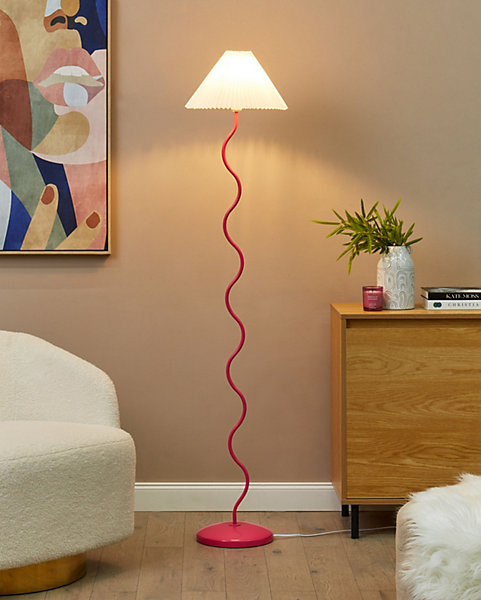 Grande lampe rétro enmétal rose JIKAWO