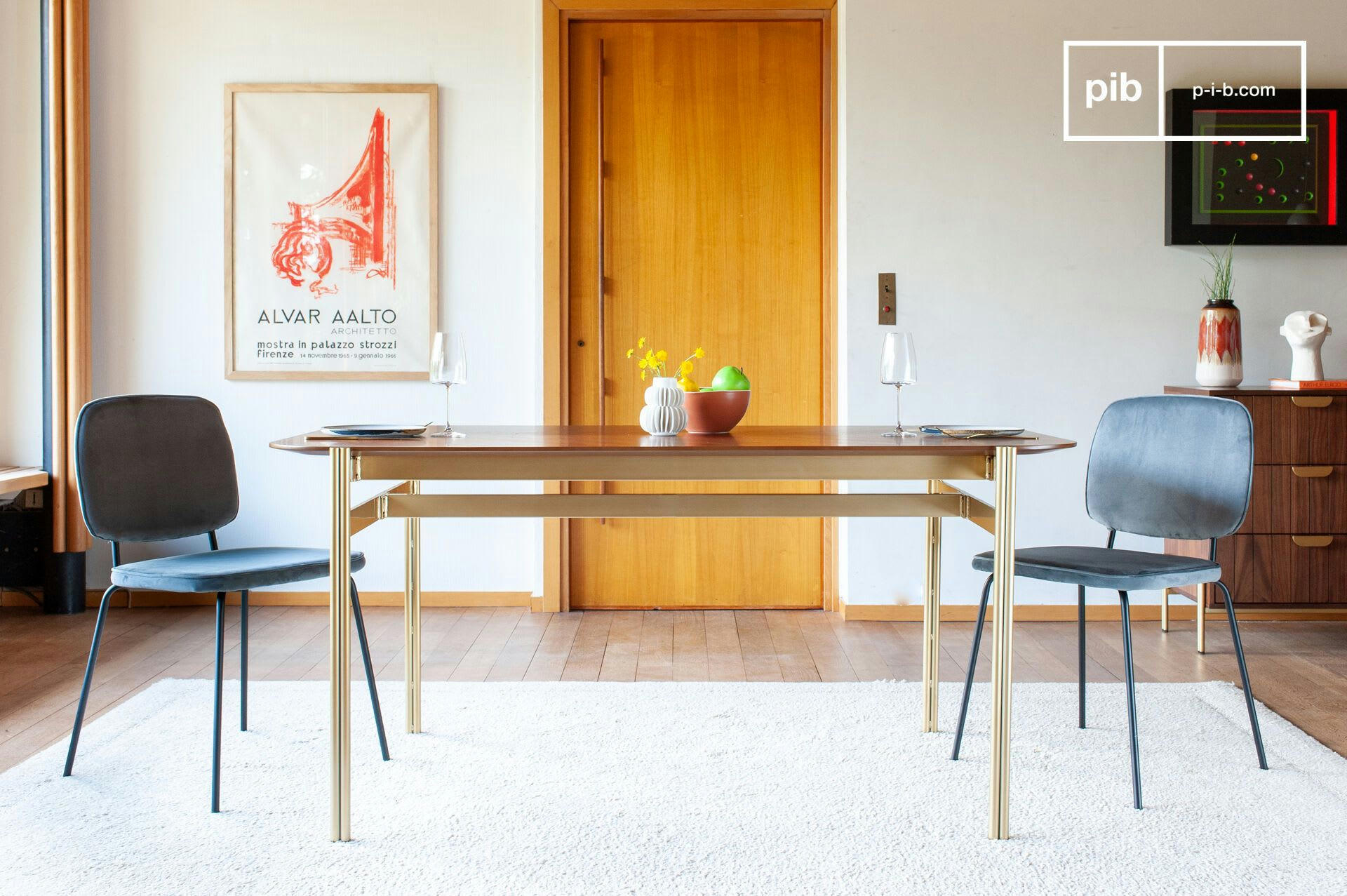 PITEA - Table de repas en bois marron