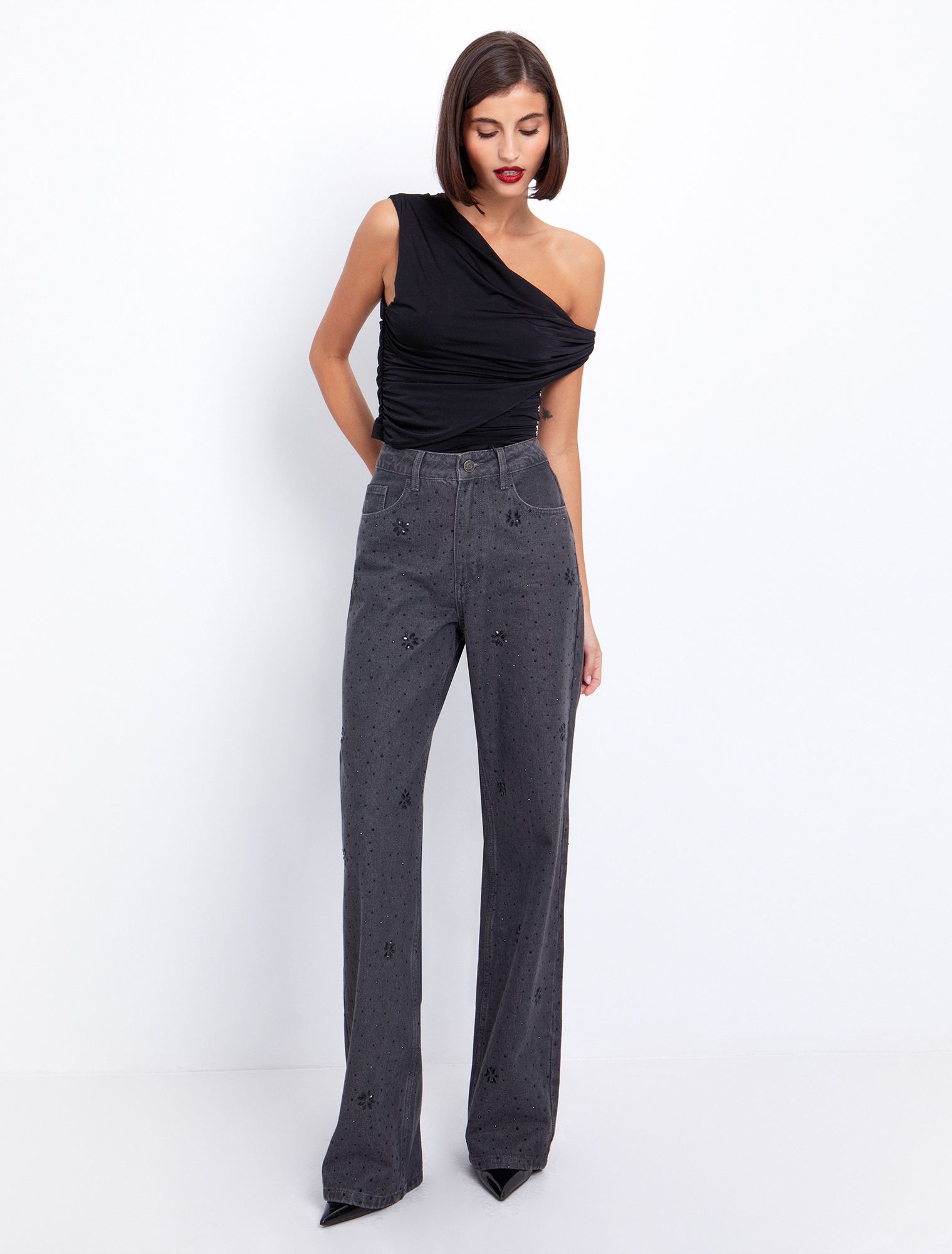 Ασύμμετρο τοπ με έναν ώμο