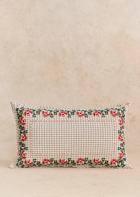 Embroidery Cushion - Small Model - Sézane x Lucia Vergara