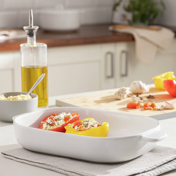 Habitat Riko Medium Porcelain Roaster