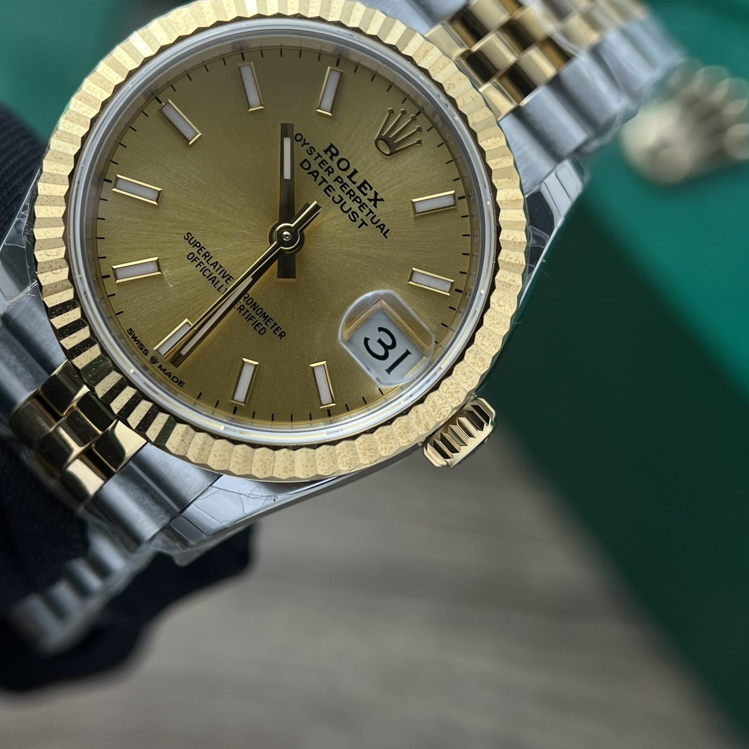 Rolex Datejust SS/YG Plated Champagne Dial 31mm Jub AAA Replica
