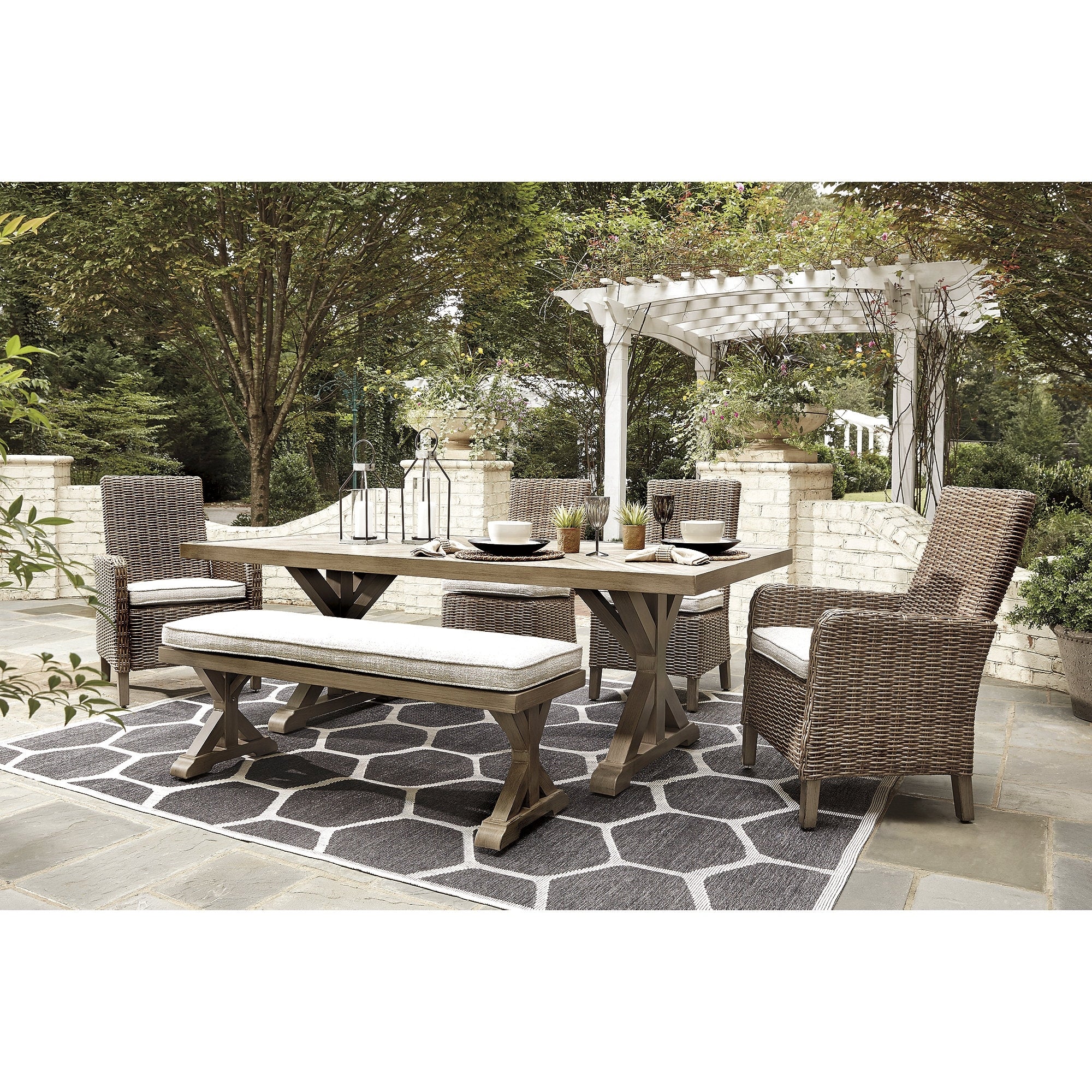 Signature Design by Ashley Beachcroft Brown/Beige 6-Piece Outdoor Seating Package