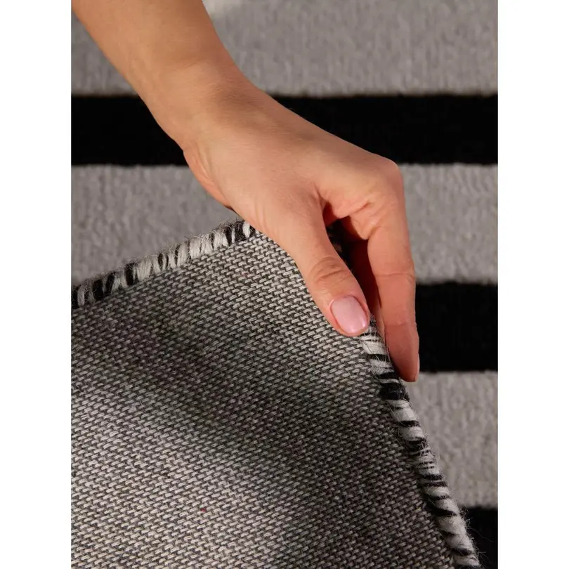 Tuft-/Webteppich Stryve