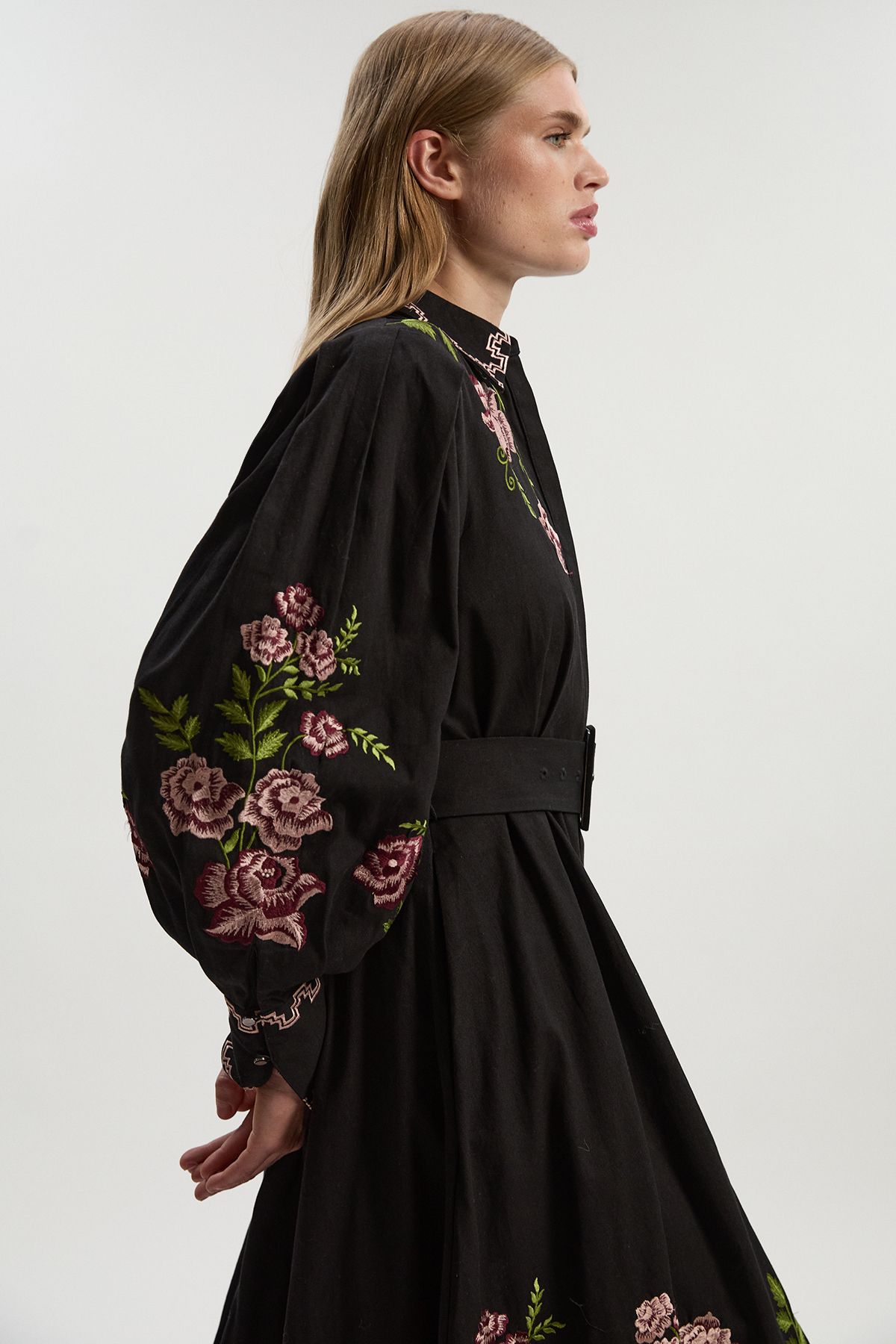 KarenMillen Rose Embroidered Cotton Twill Woven Shirt Dress With Eyelets
