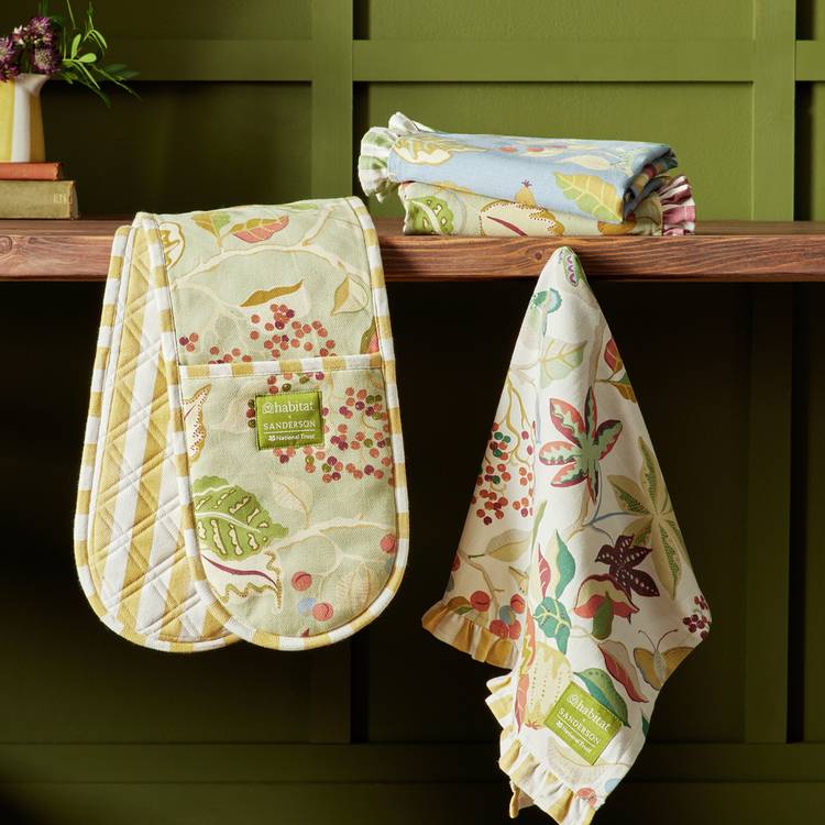 Habitat x Sanderson & National Trust Berries Textile Set