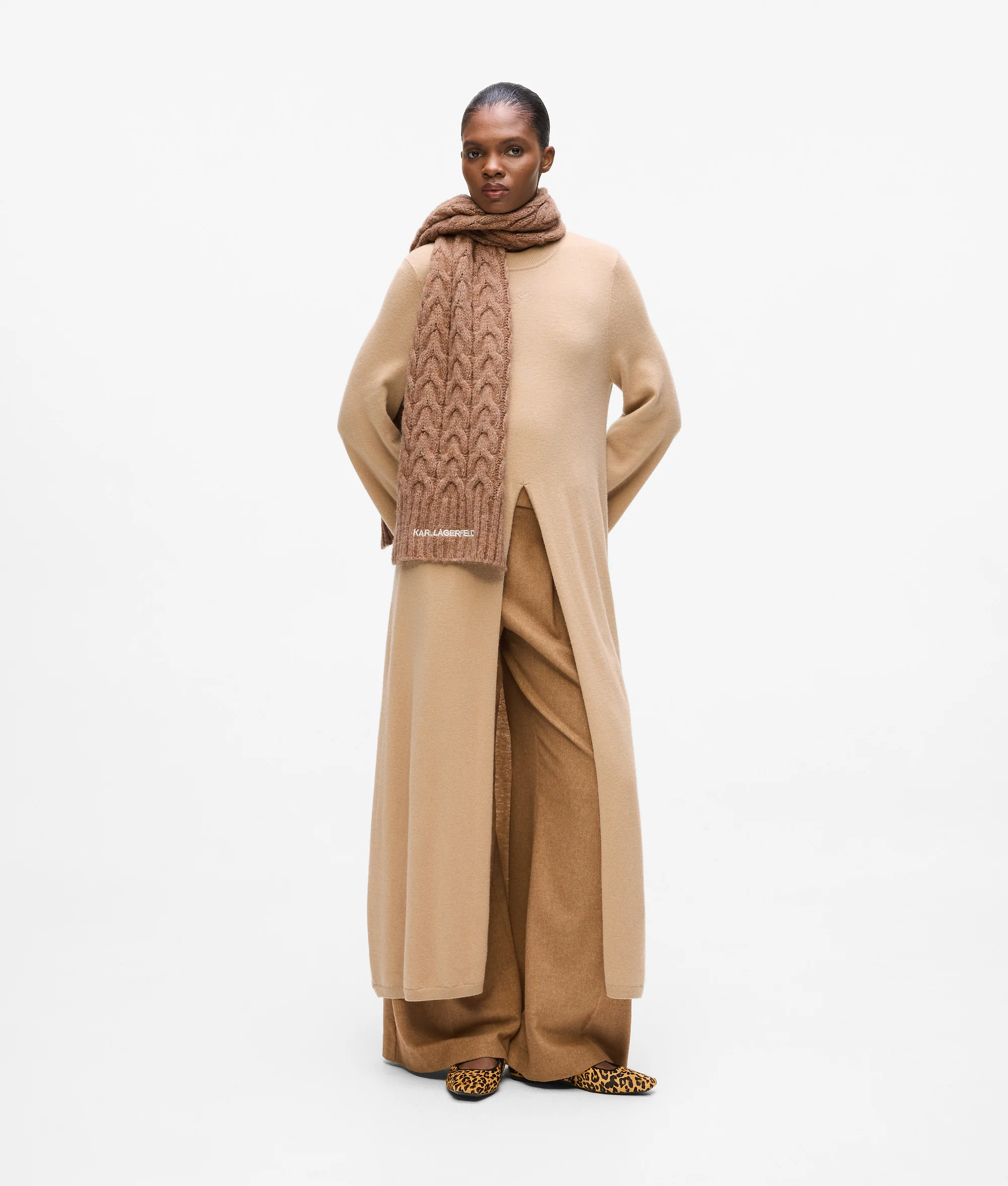 Écharpe en tricot torsadé