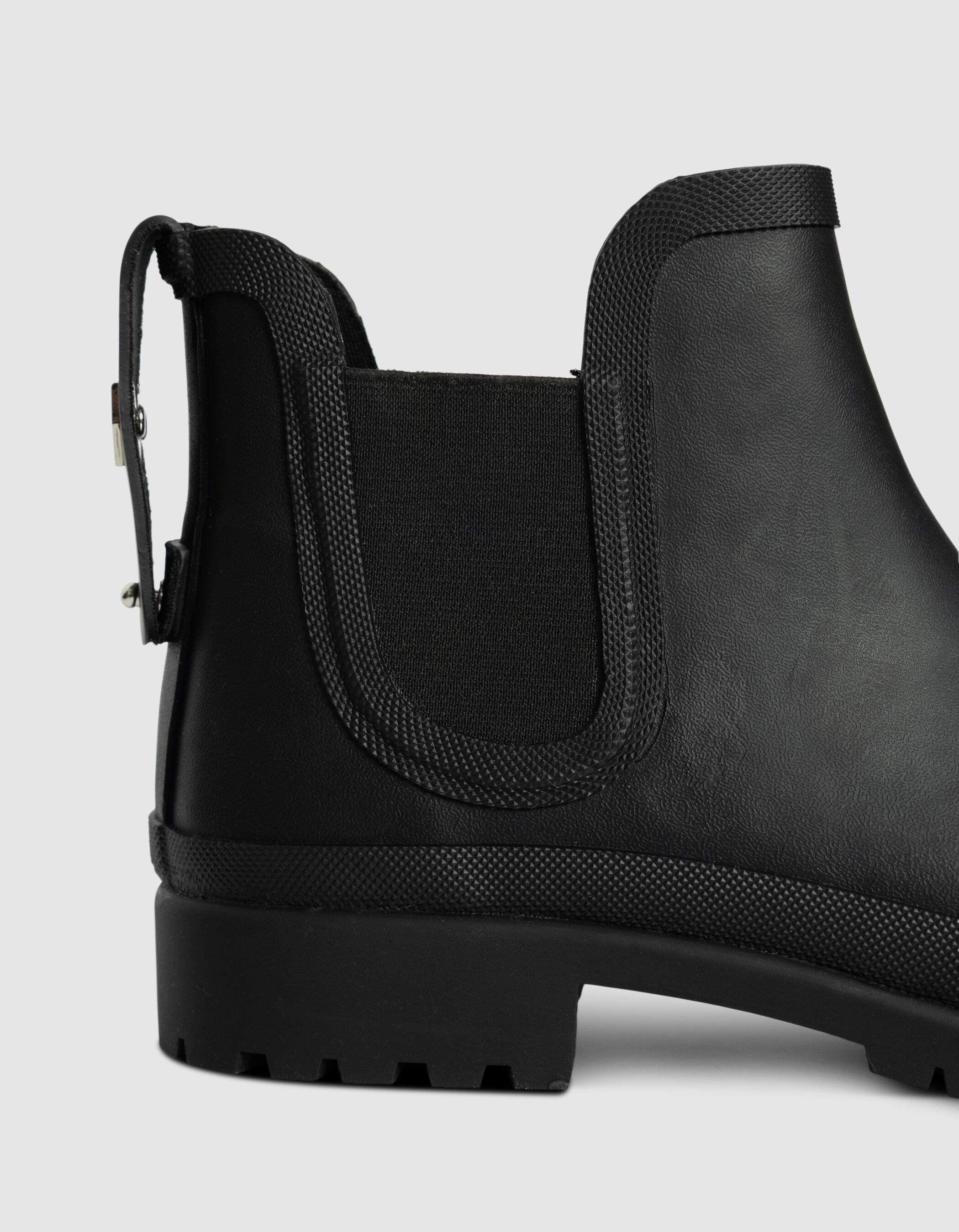 Chelsea boots de pluie noirs semelles crantées Femme