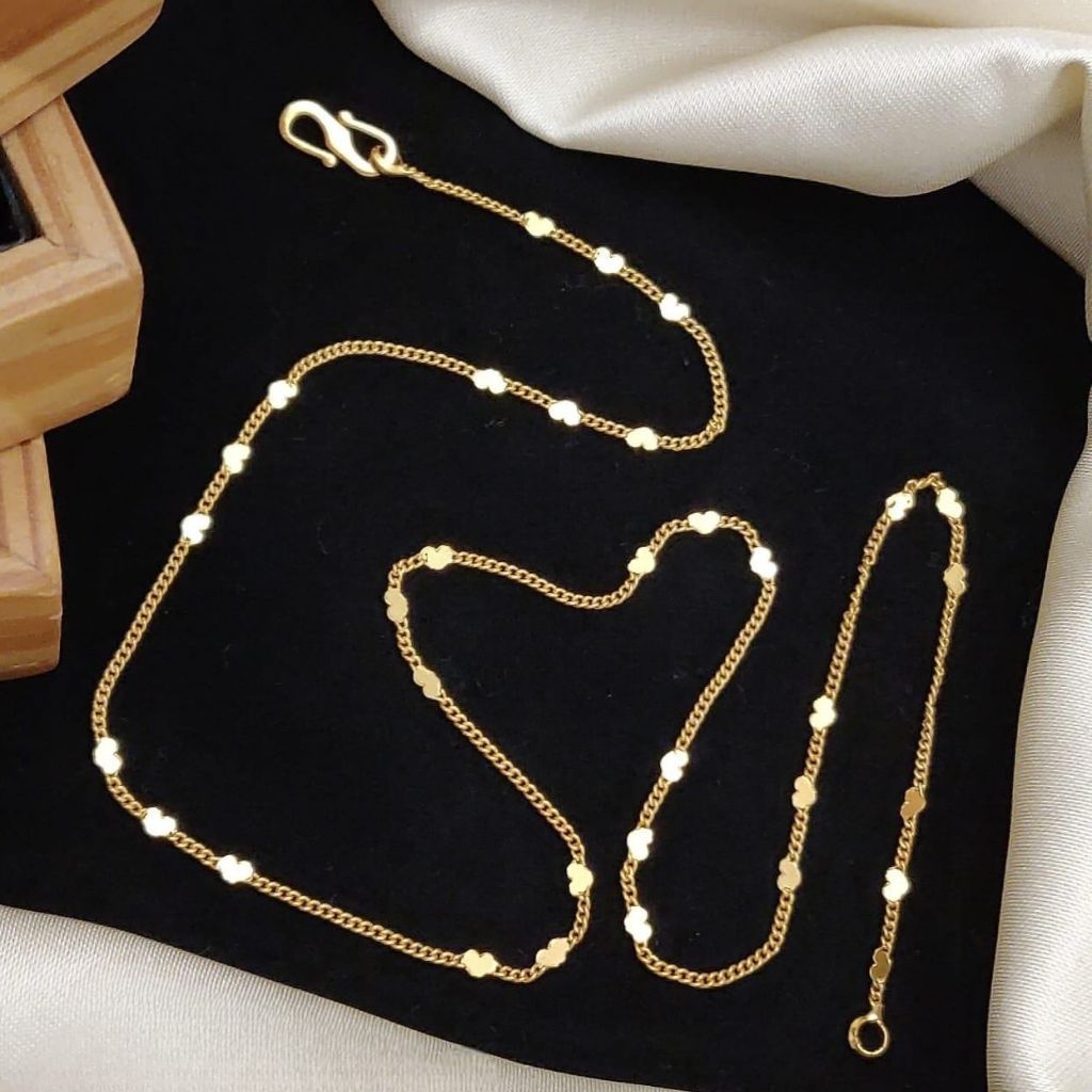 The Colourful Aura Gold Plated Heart Disc Chain Necklace