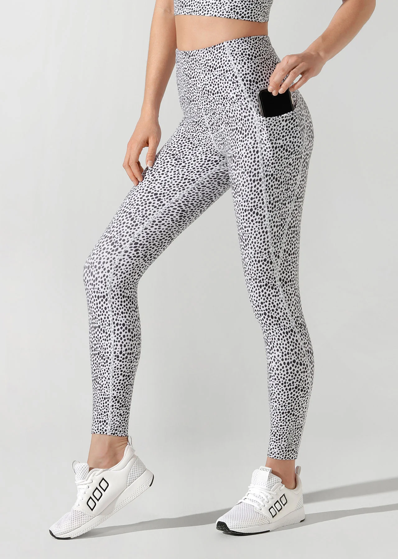 Leo Ankle Biter Tight