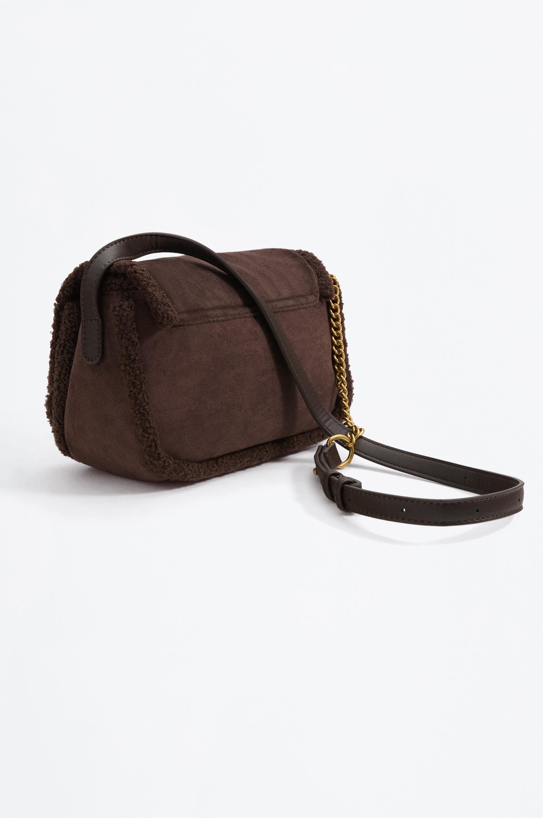 Bolso bandolera solapa detalle borreguito