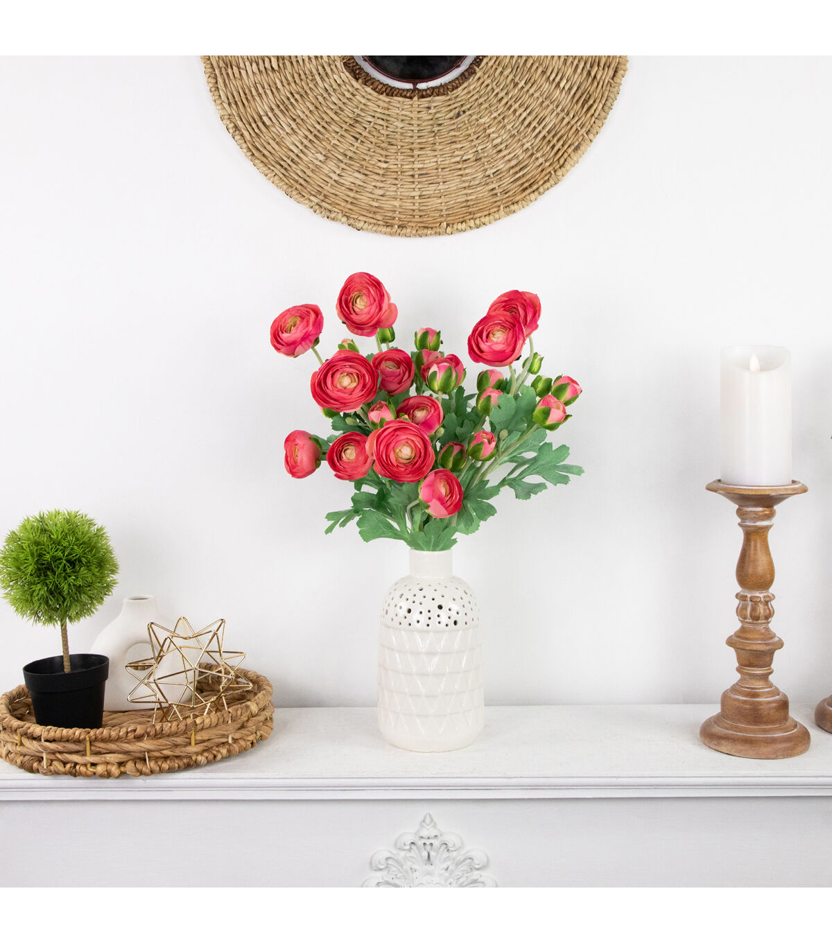 Northlight 21 Coral Ranunculus Stems 6ct