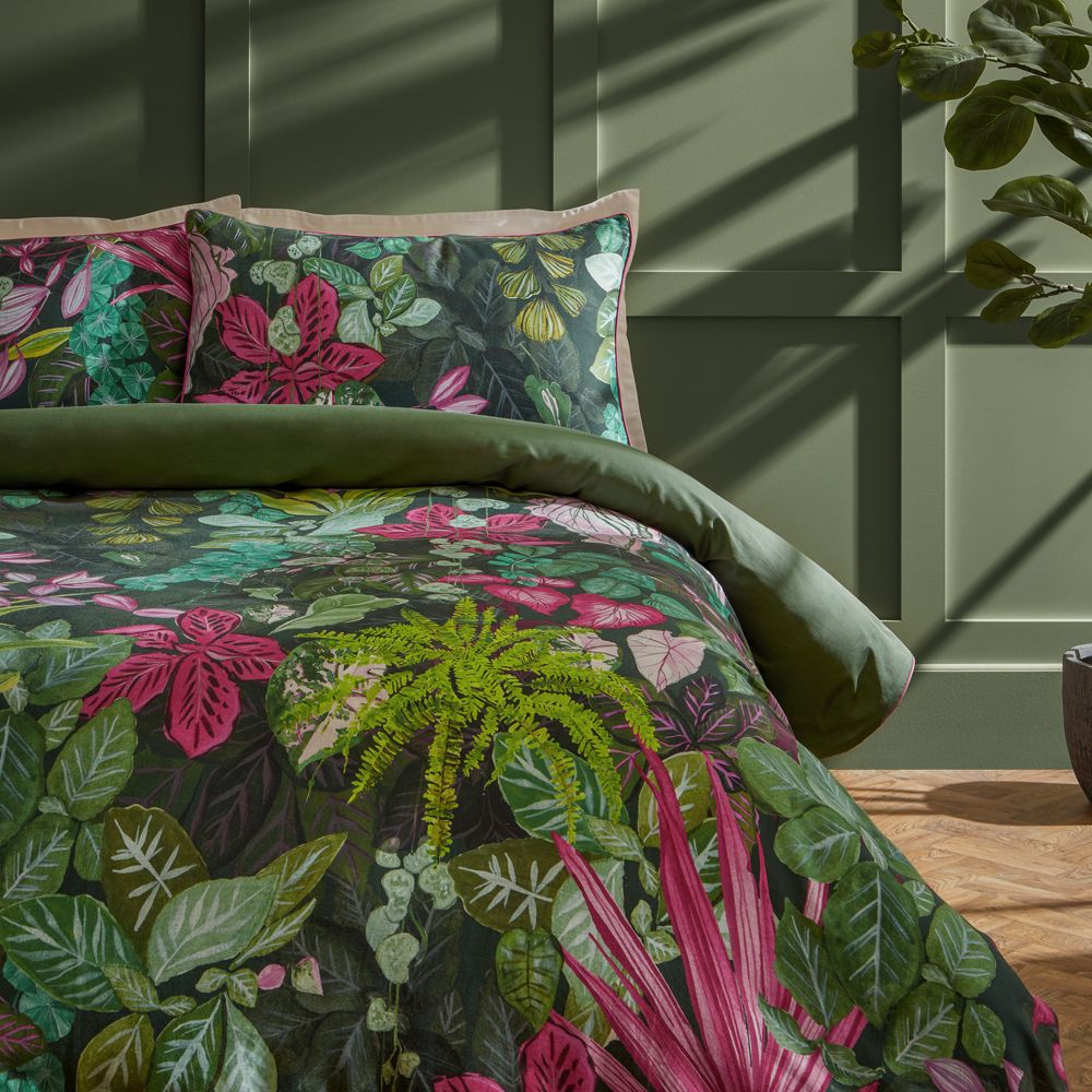 Paoletti Veadeiros Exotic Floral Duvet Cover Set