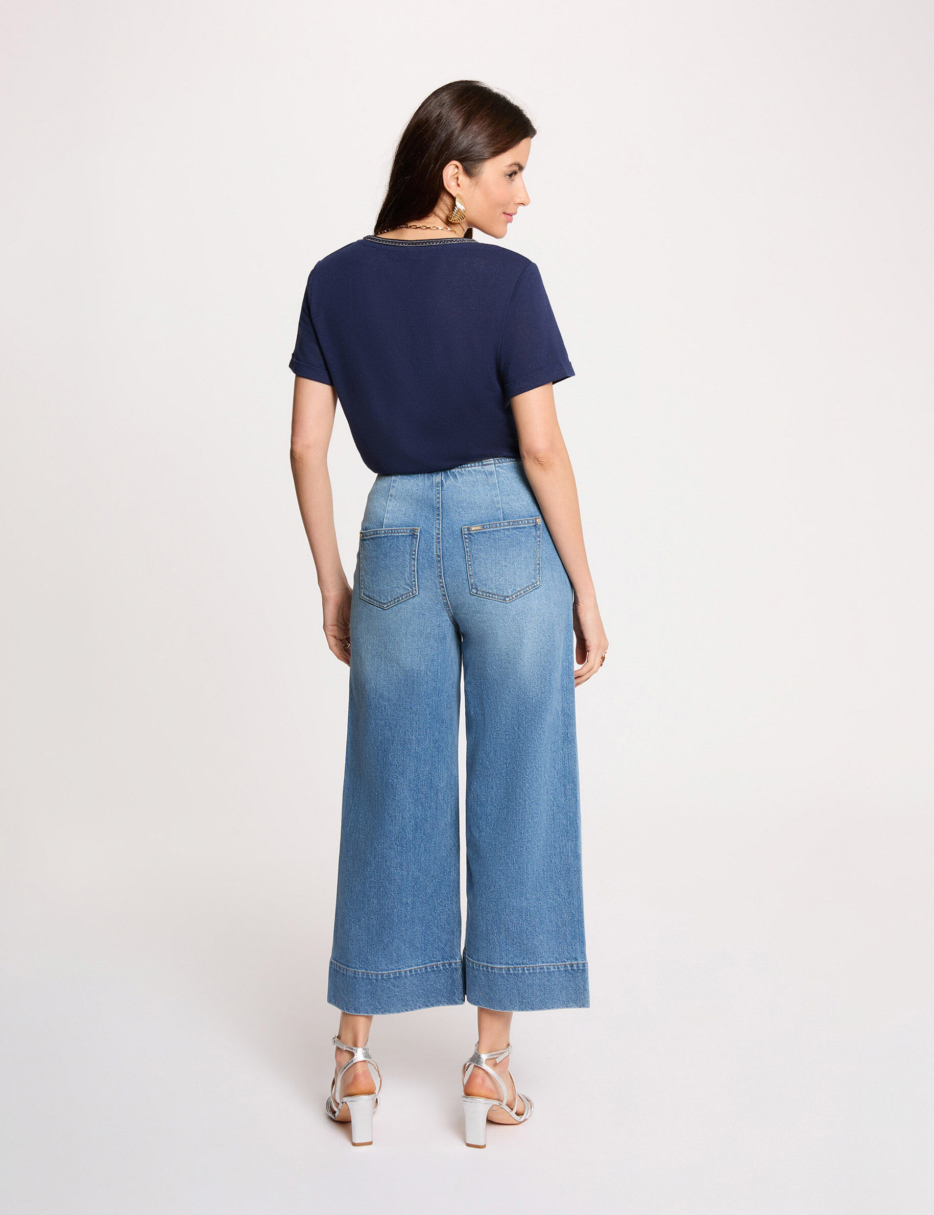 Pearl-Embellished V-Neck T-Shirt Navy Blue Women