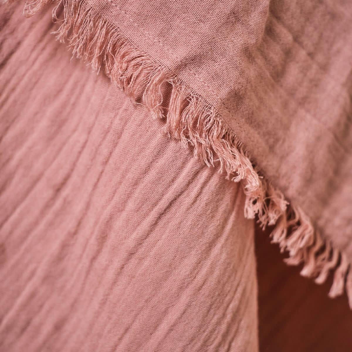 INDIAN FLOWERS - Plaid en gaze de coton rose 150x200