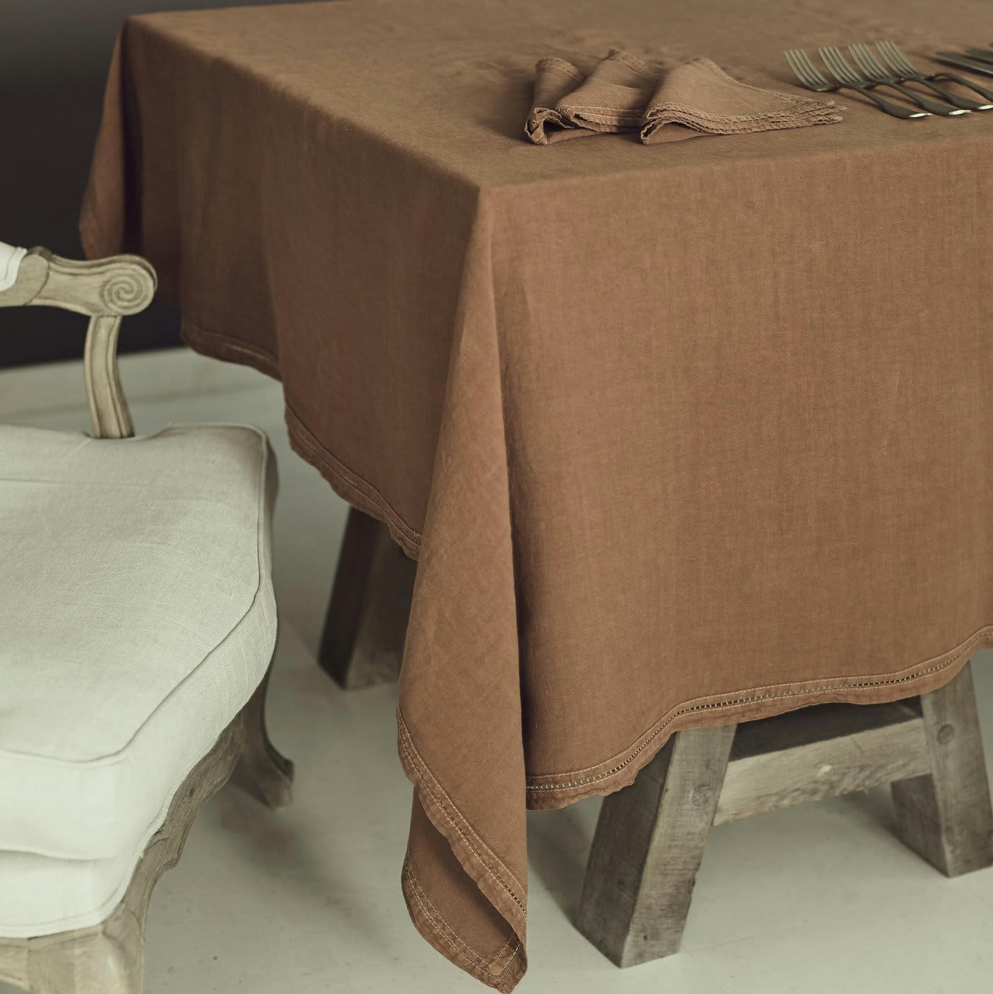 BASES DE LA TABLE - Nappe  Lin pur lavé Terre cuite 250x250